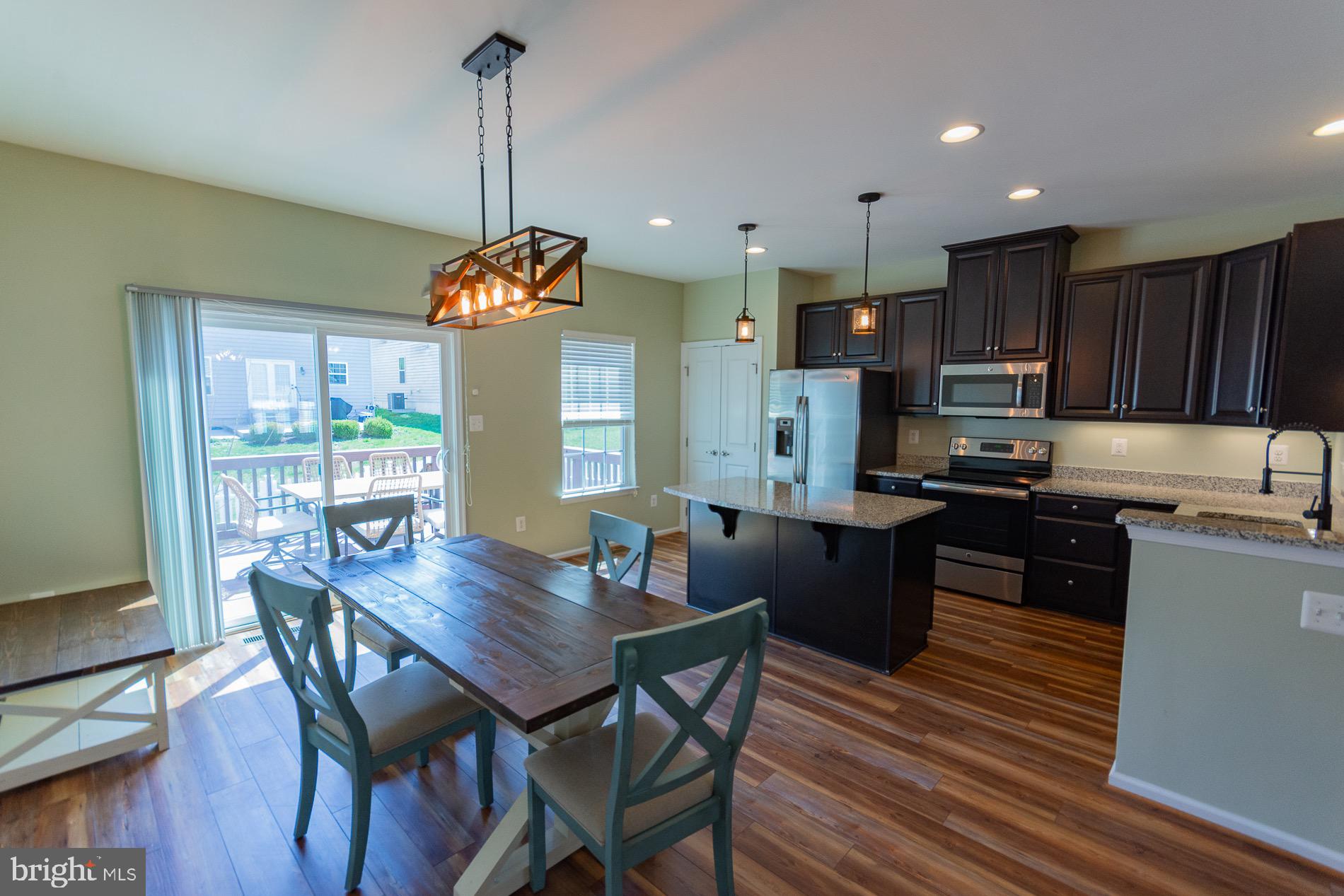 POTOMAC STATION - Residential