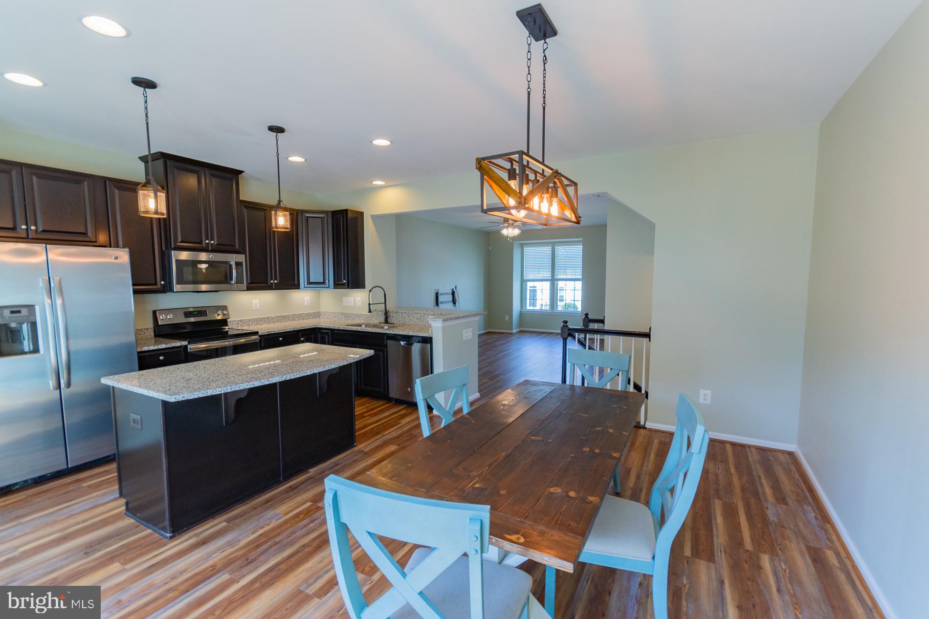 POTOMAC STATION - Residential