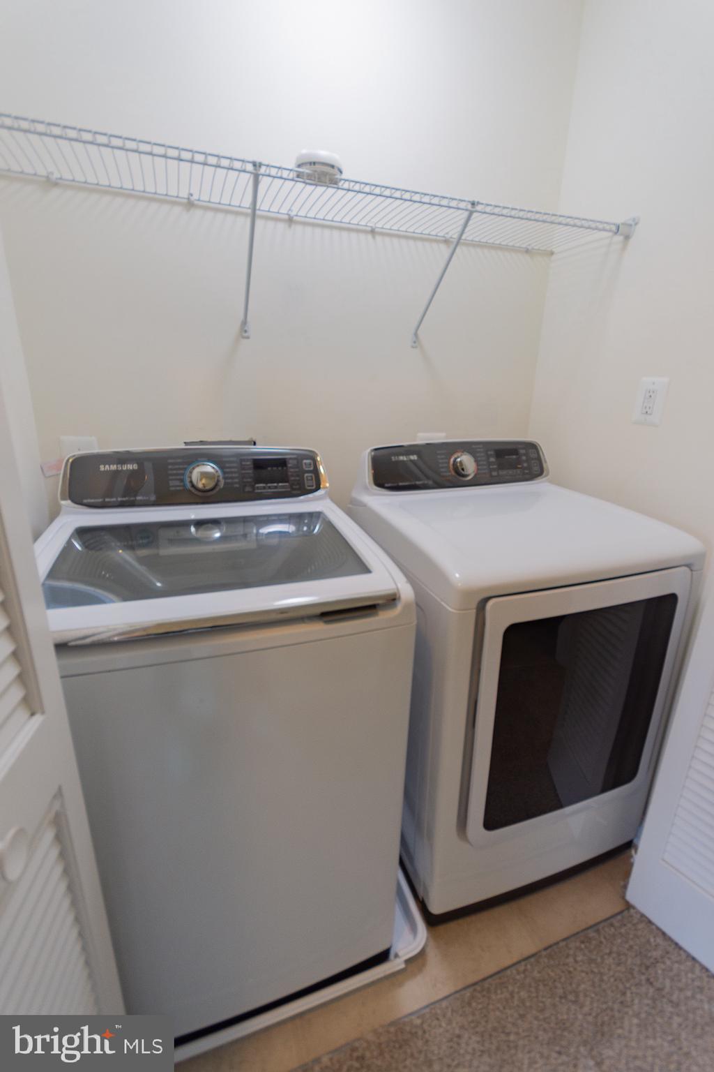 POTOMAC STATION - Residential