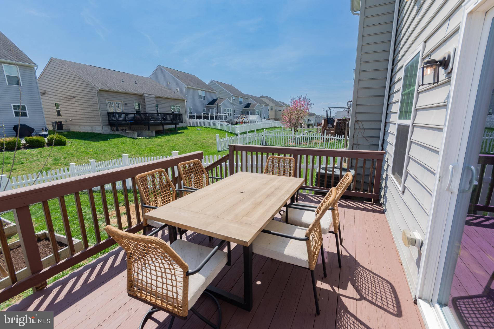 POTOMAC STATION - Residential