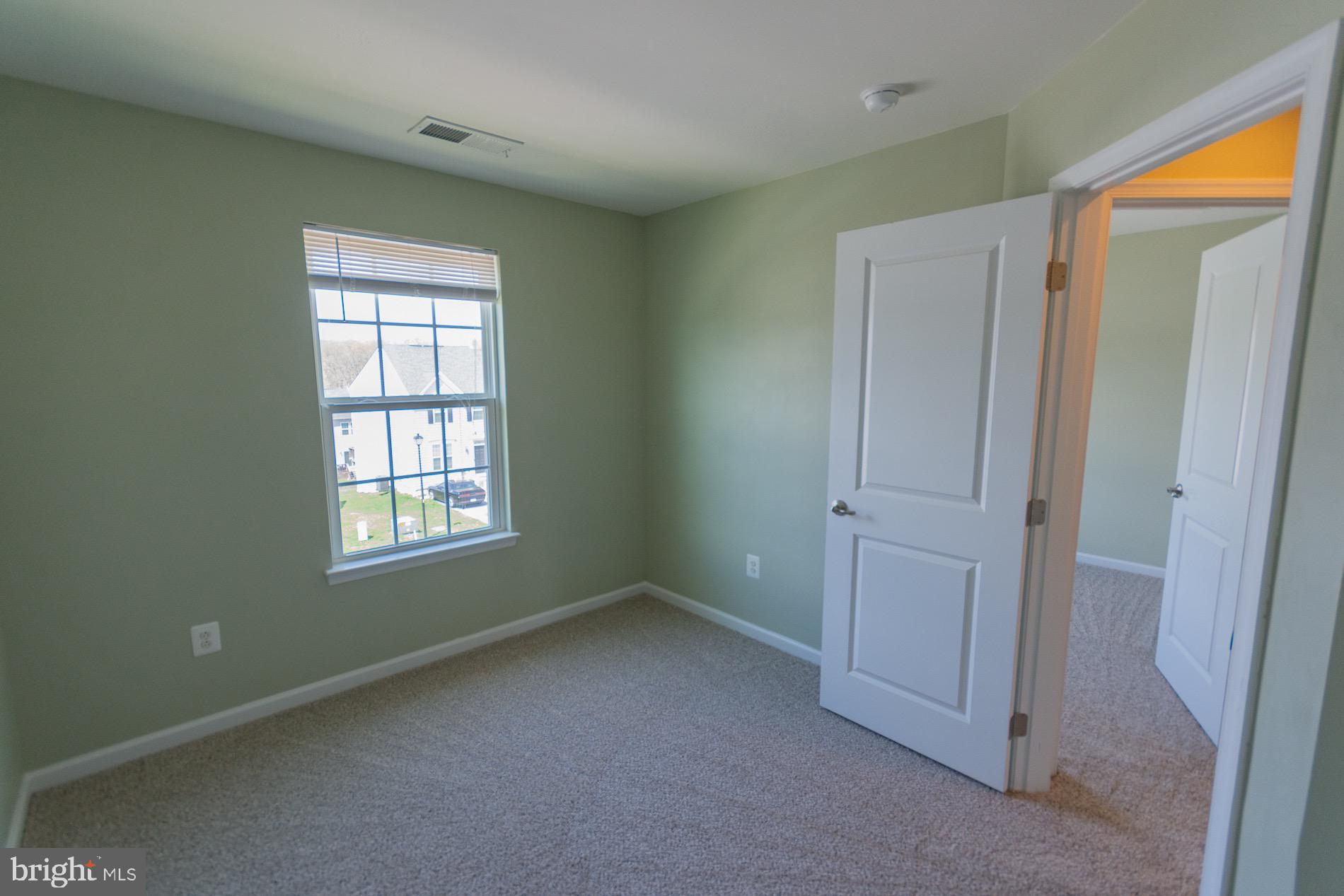 POTOMAC STATION - Residential