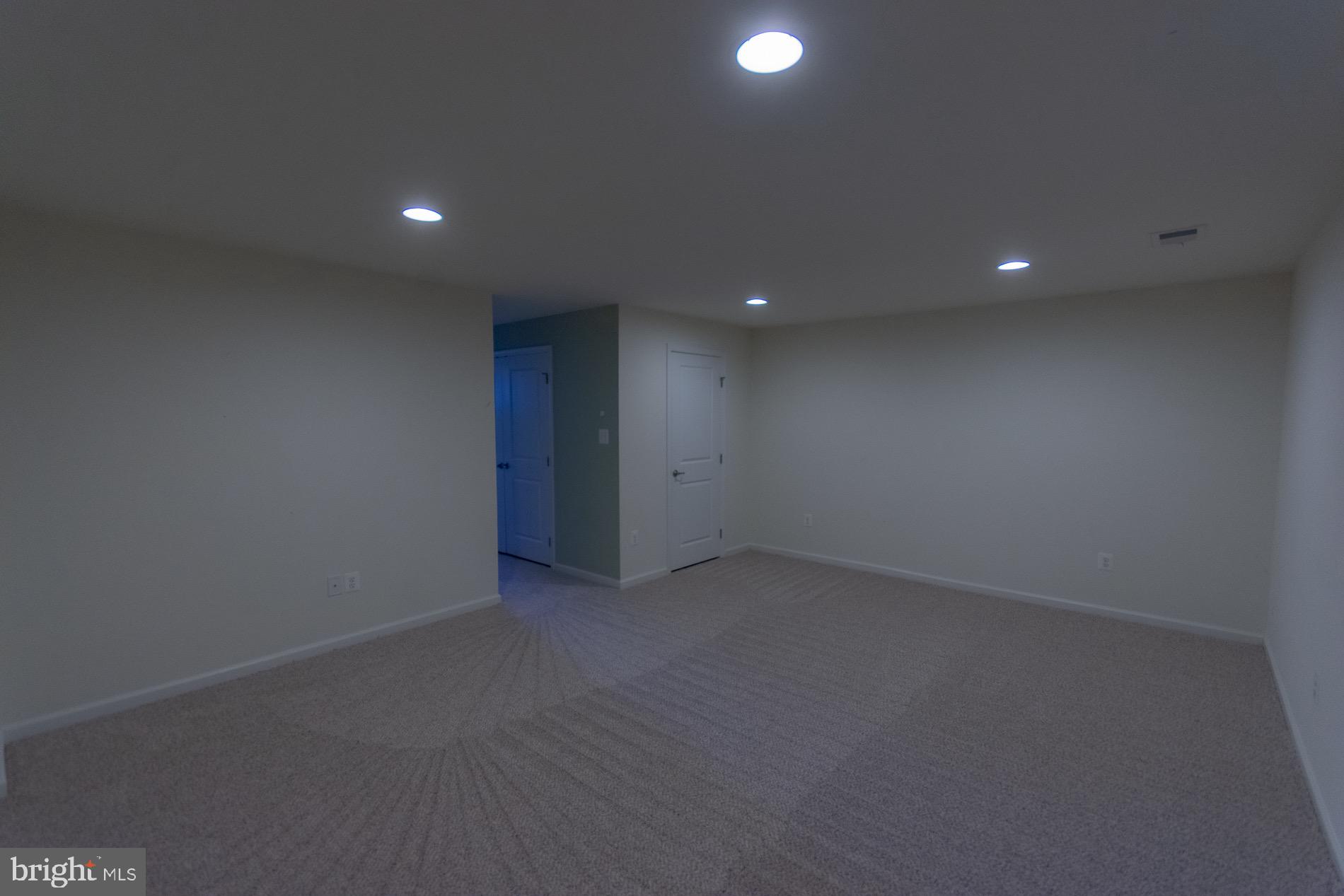 POTOMAC STATION - Residential