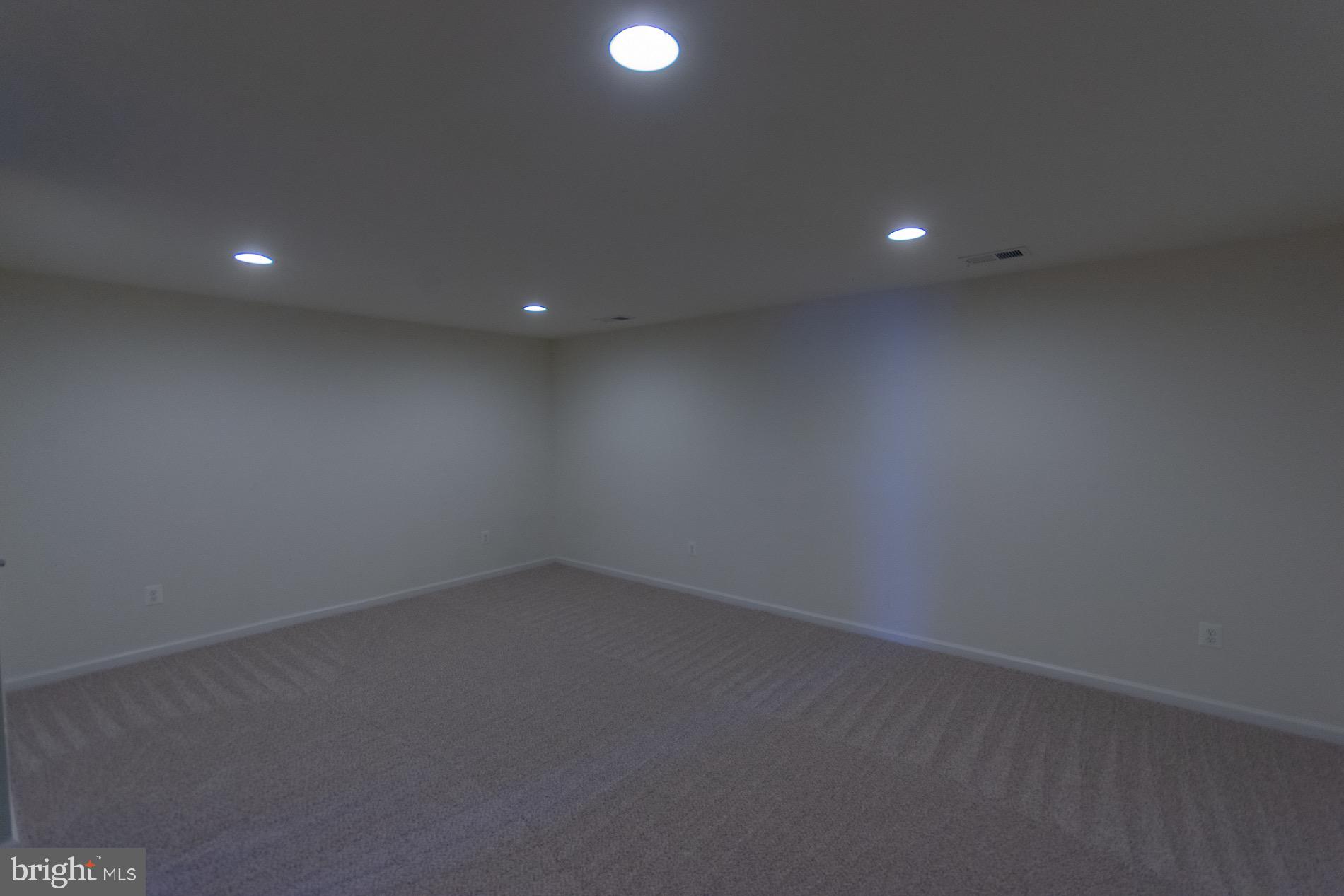 POTOMAC STATION - Residential