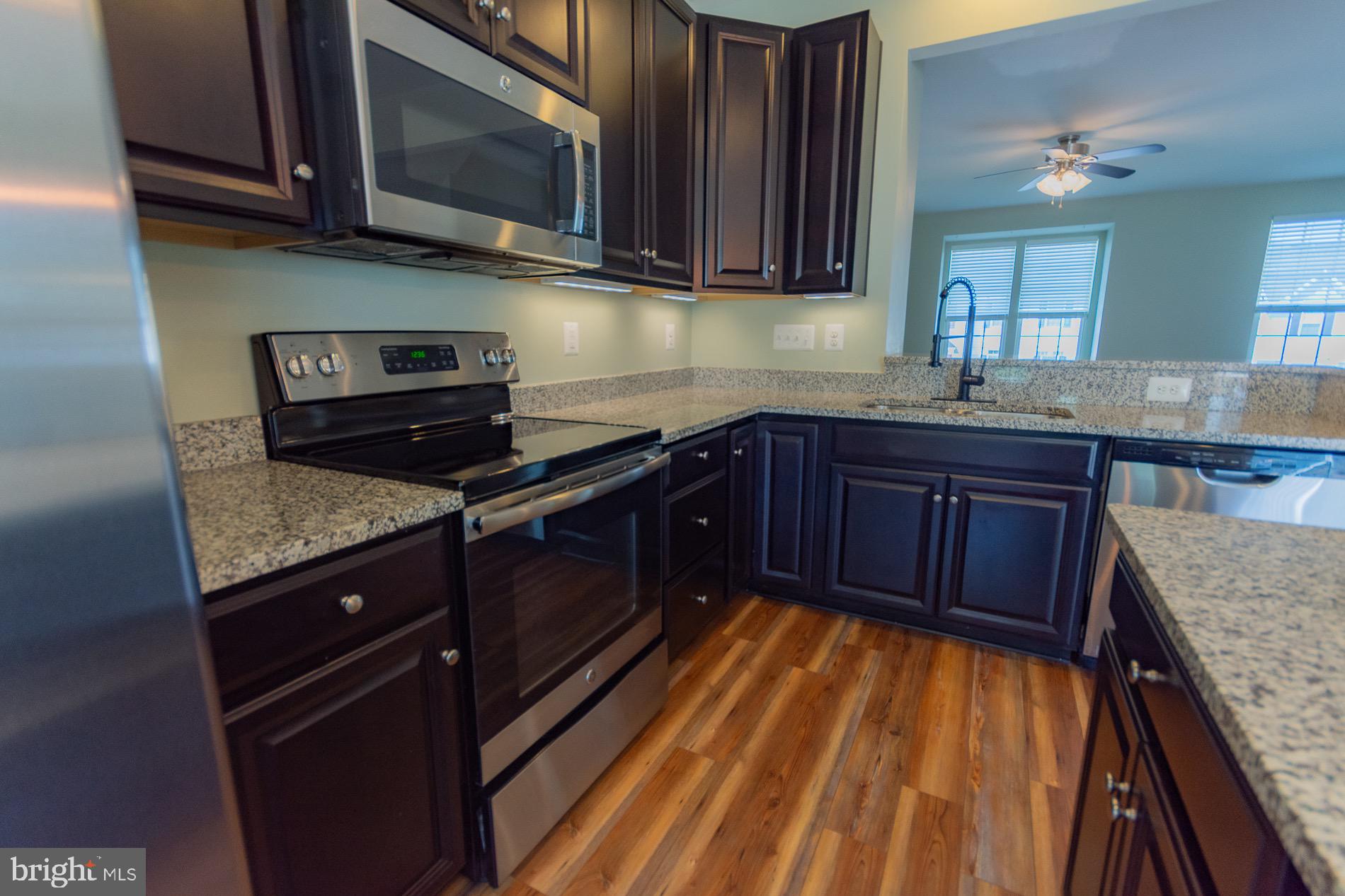 POTOMAC STATION - Residential