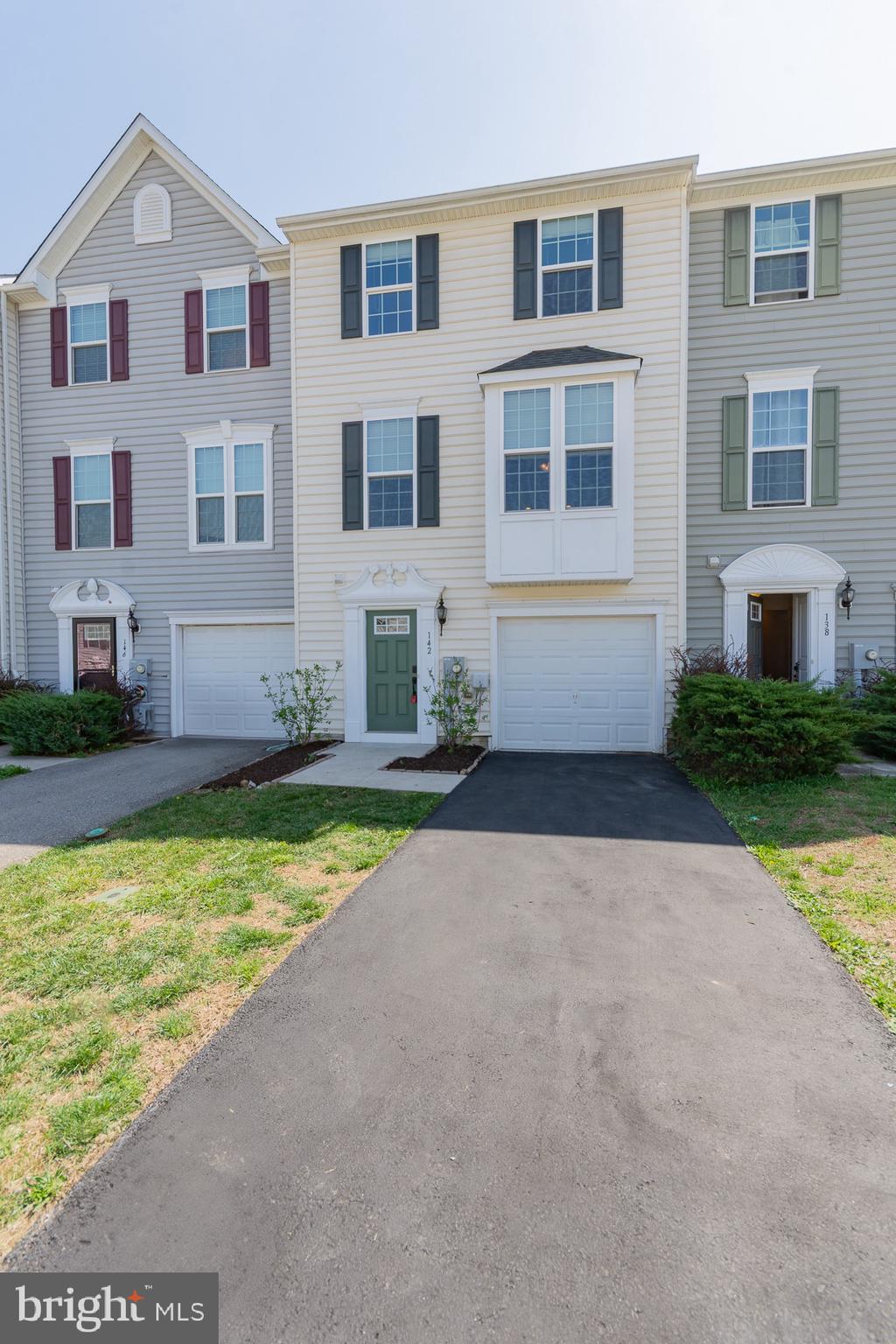 POTOMAC STATION - Residential