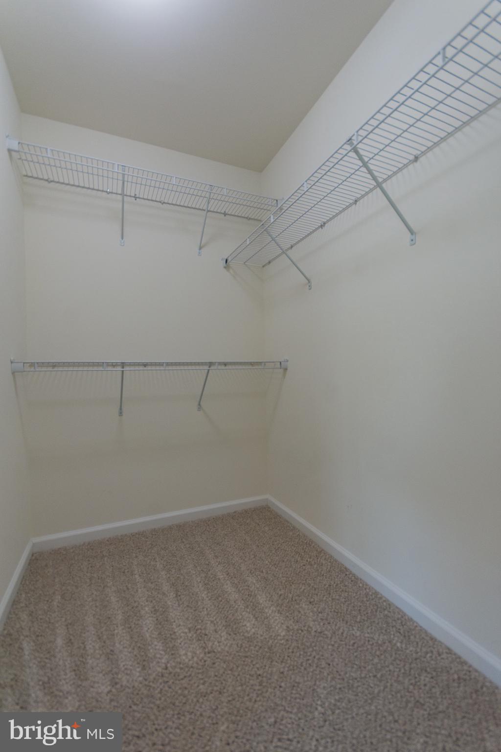 POTOMAC STATION - Residential