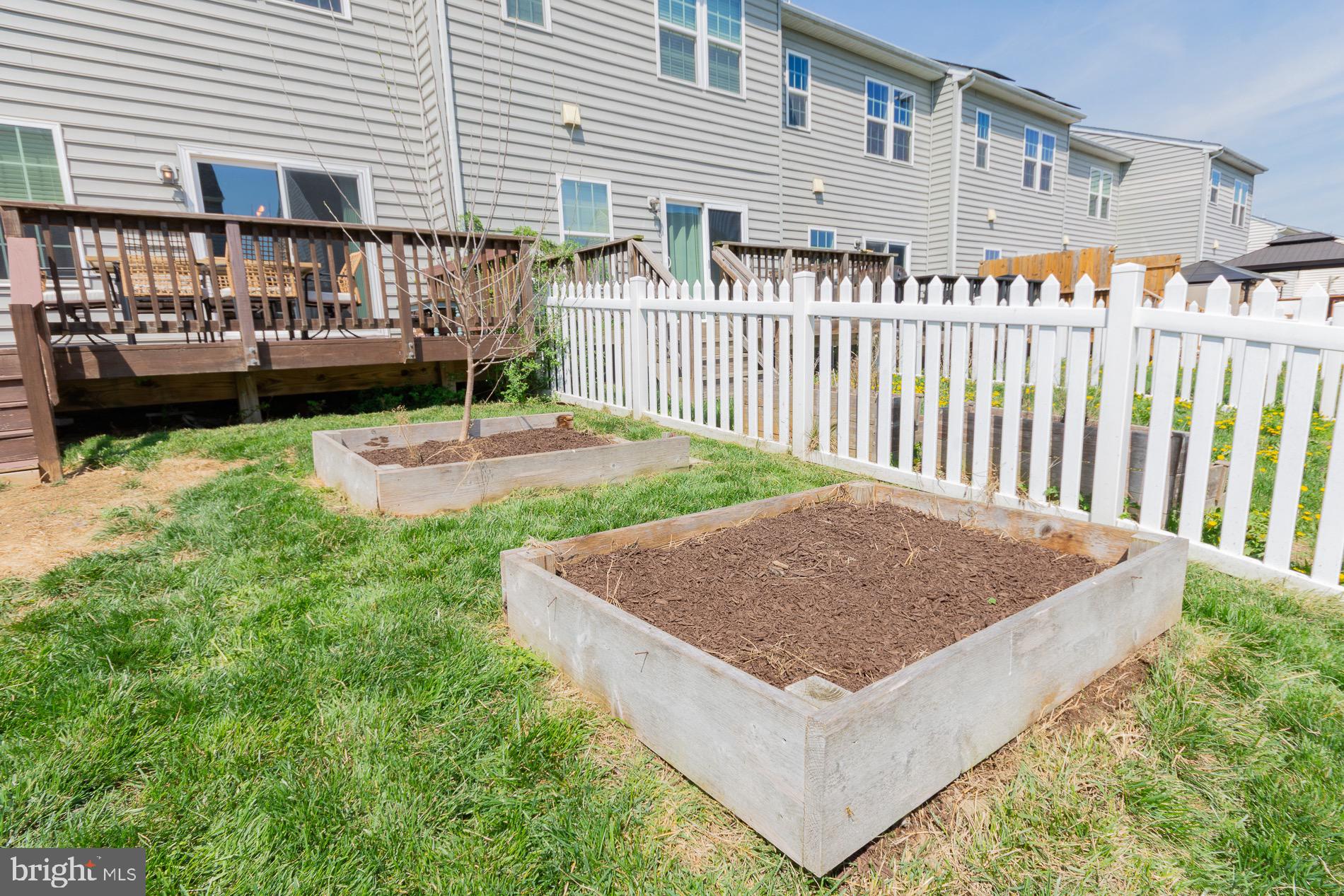 POTOMAC STATION - Residential