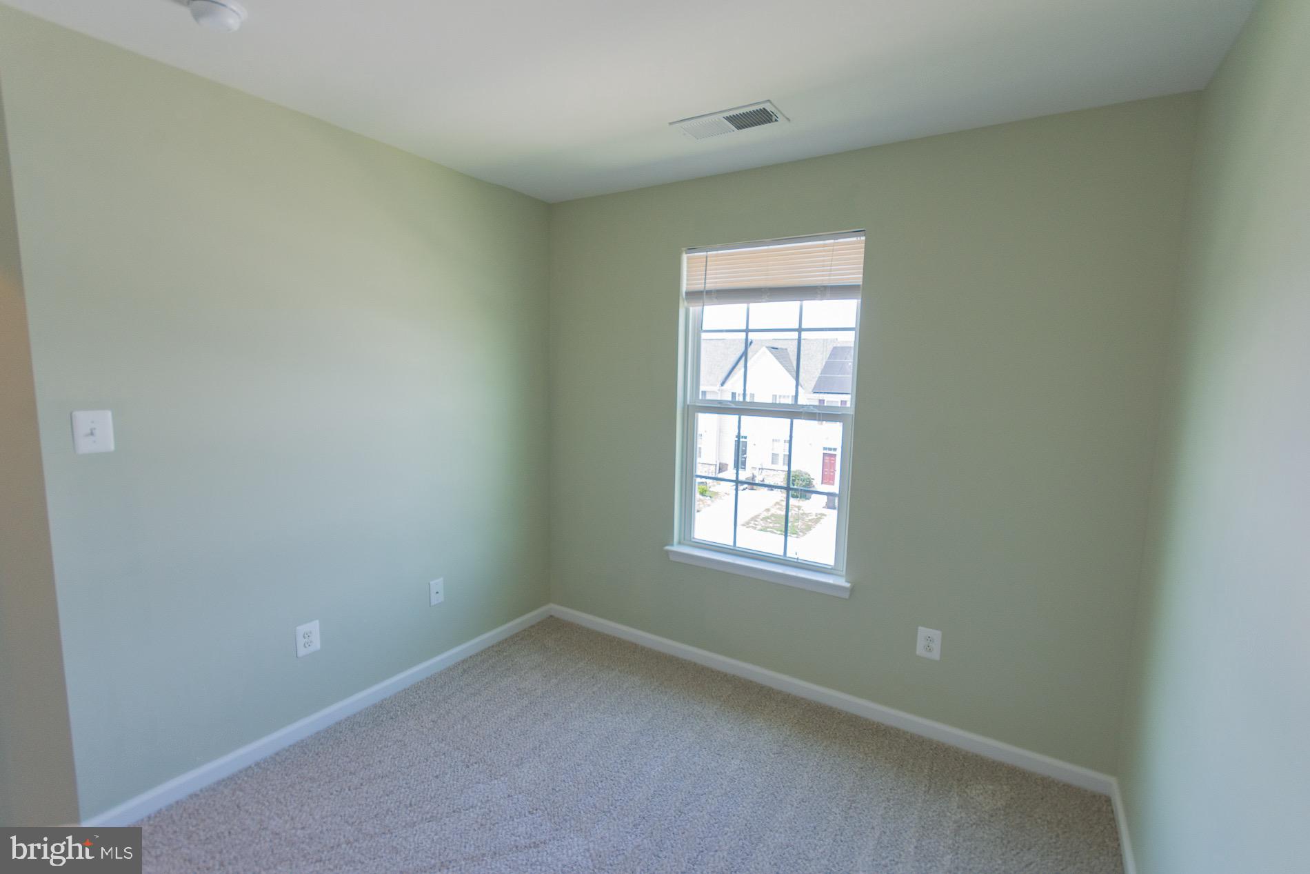 POTOMAC STATION - Residential