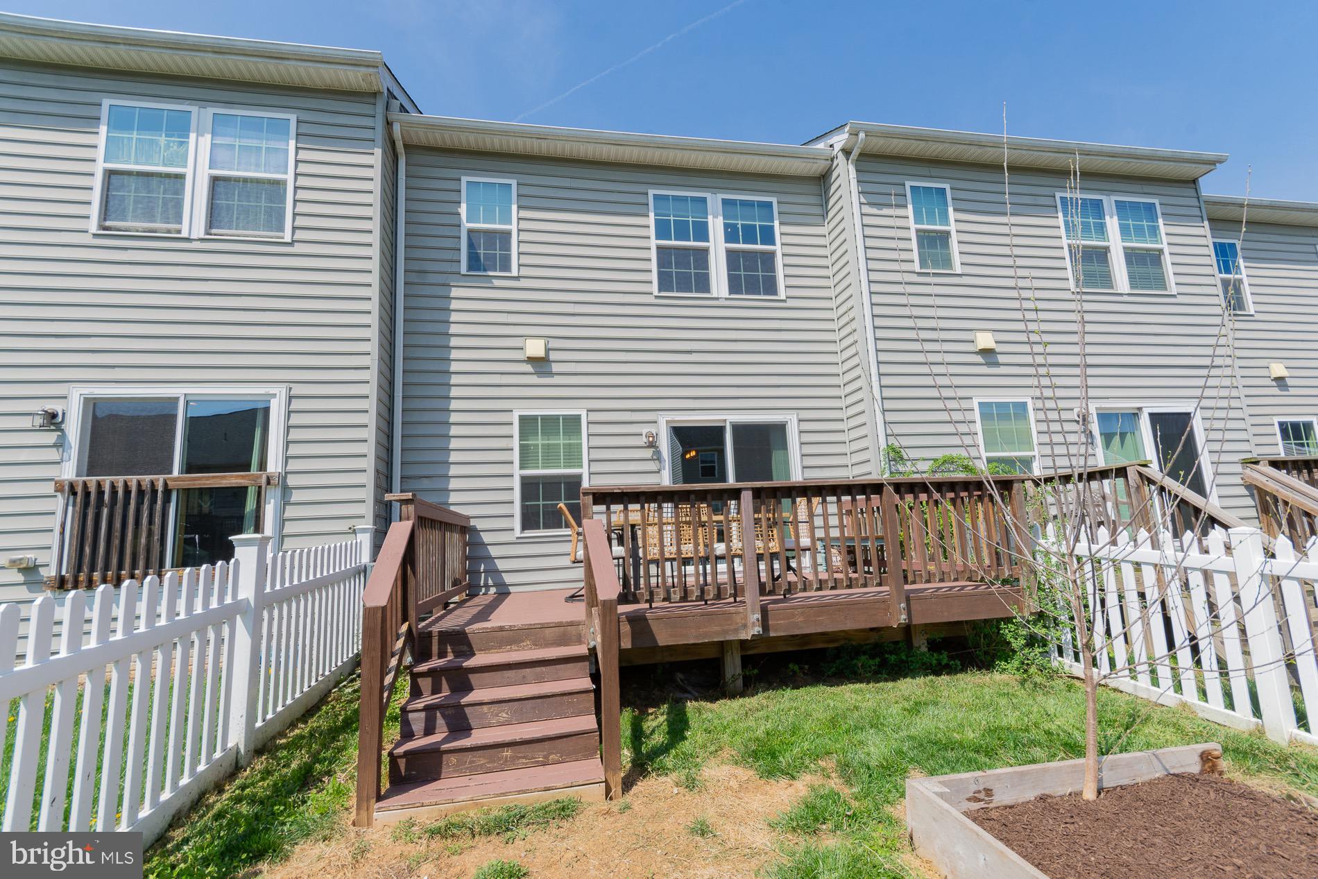 POTOMAC STATION - Residential