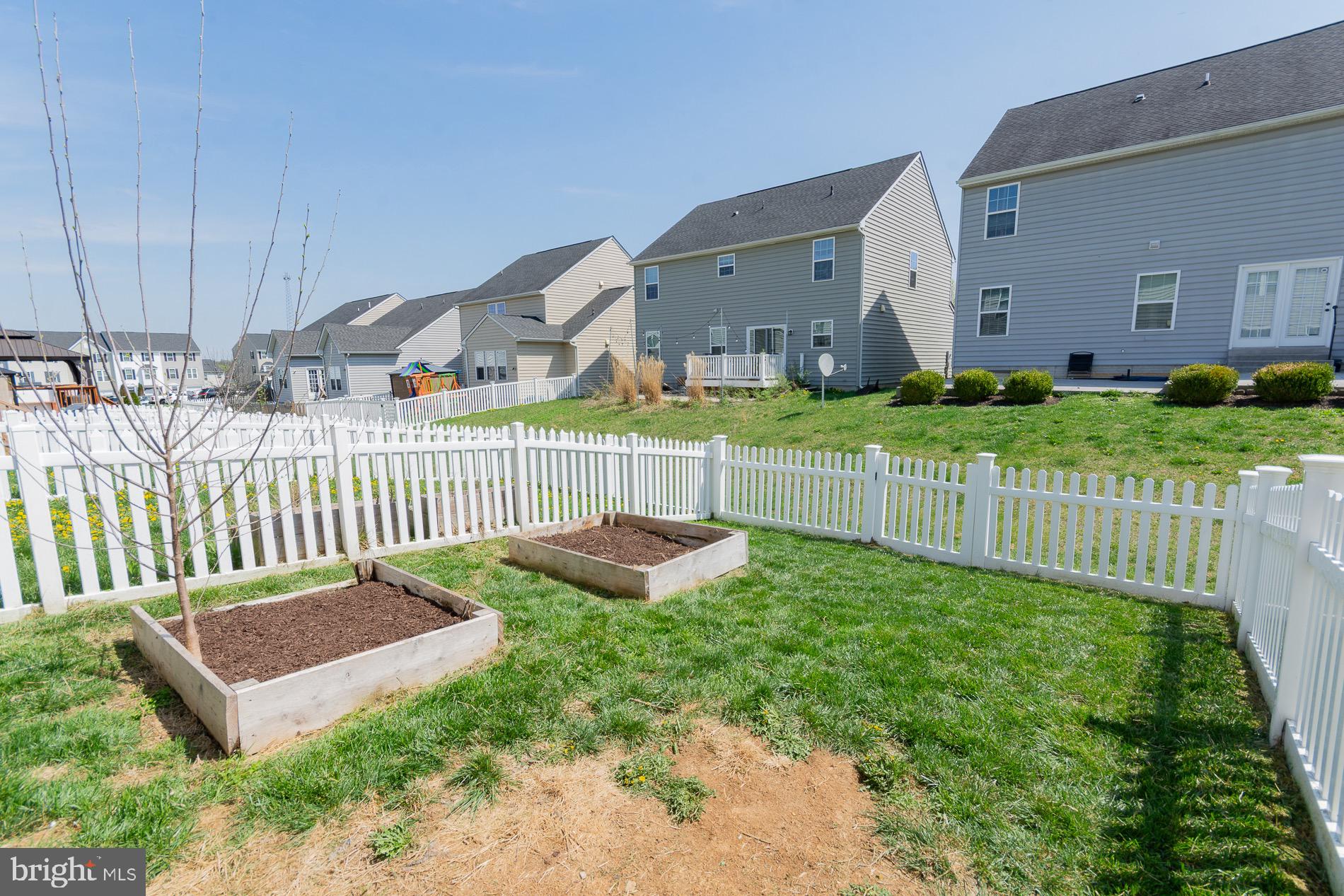 POTOMAC STATION - Residential