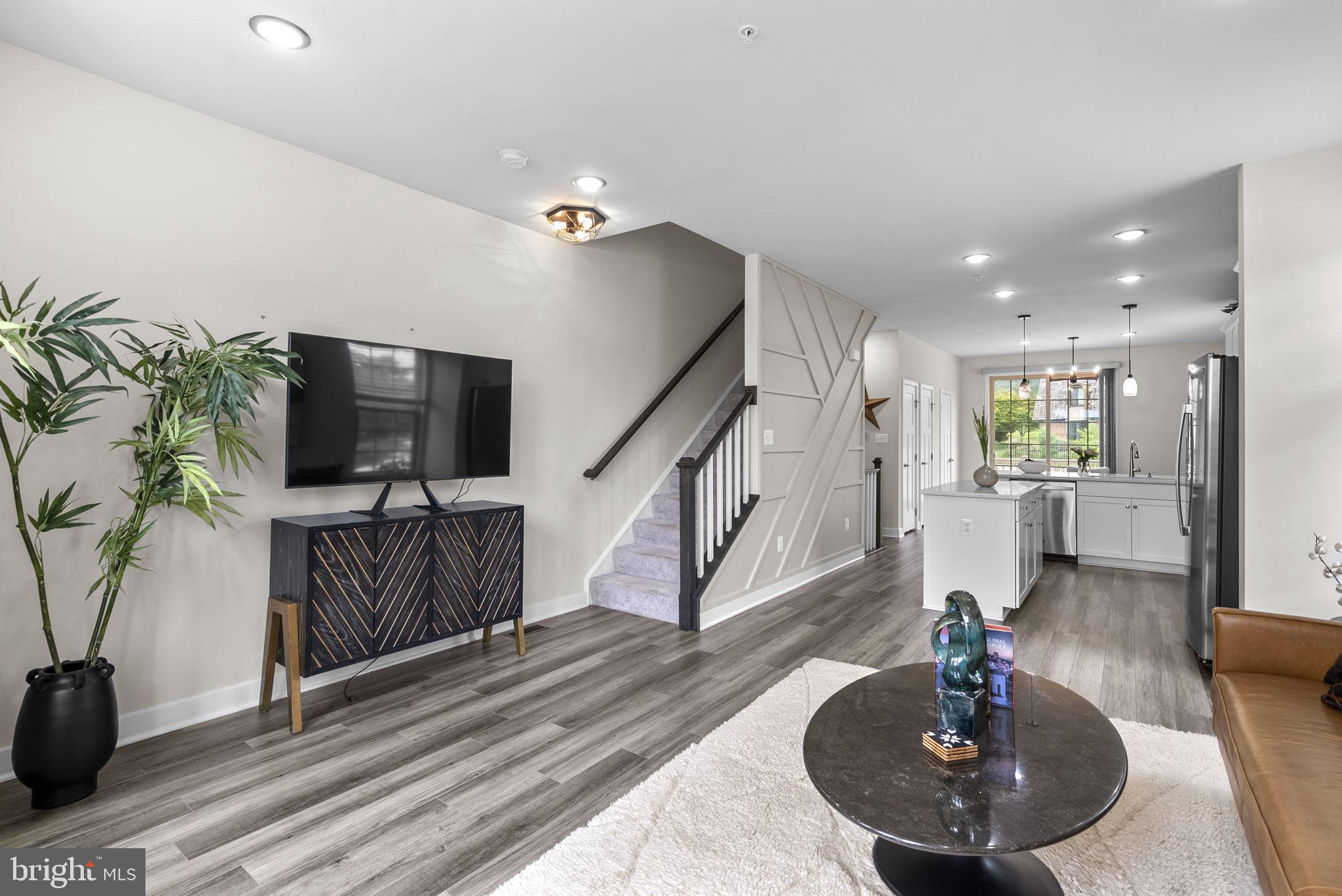MONTGOMERY VILLAGE - Residential