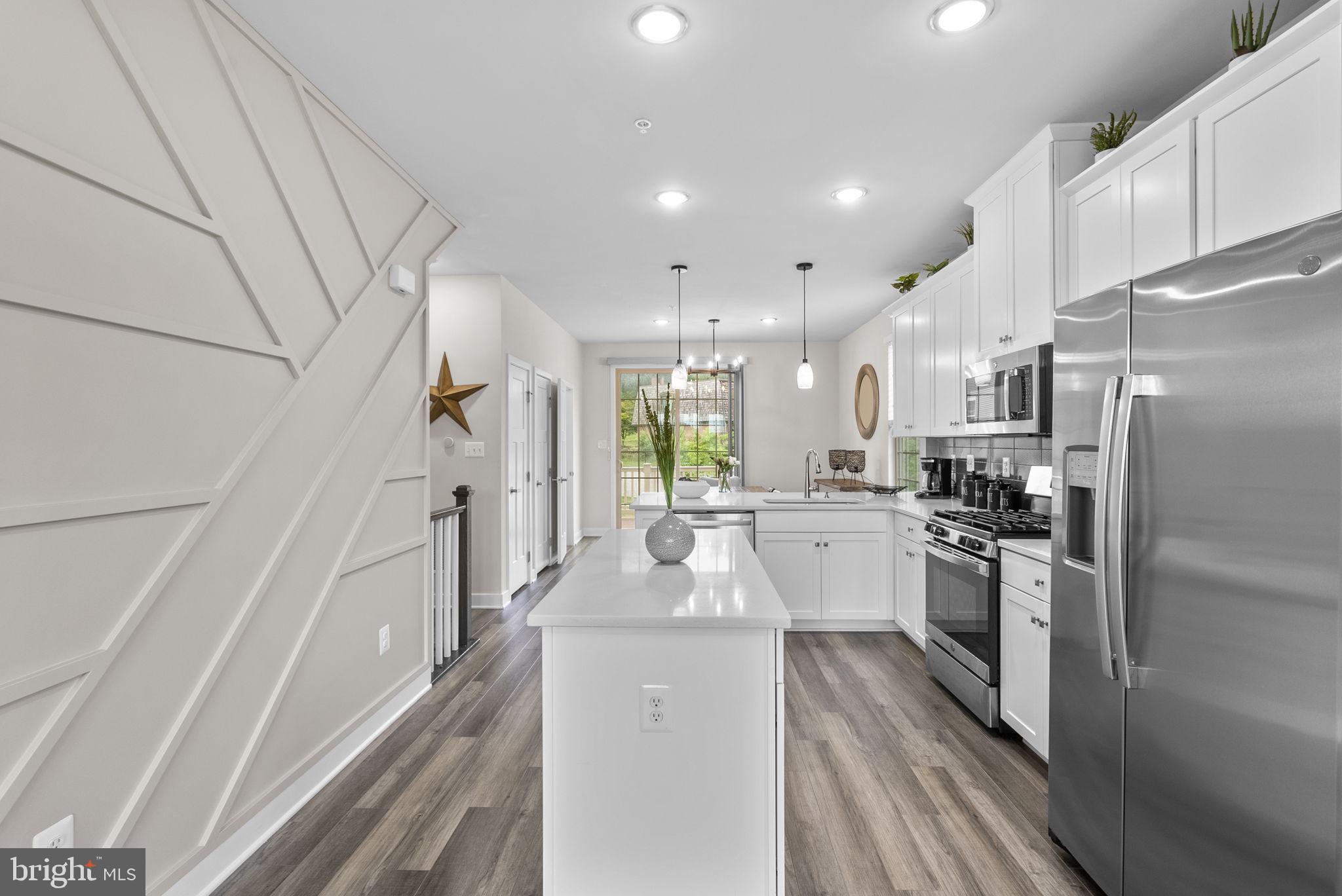 MONTGOMERY VILLAGE - Residential