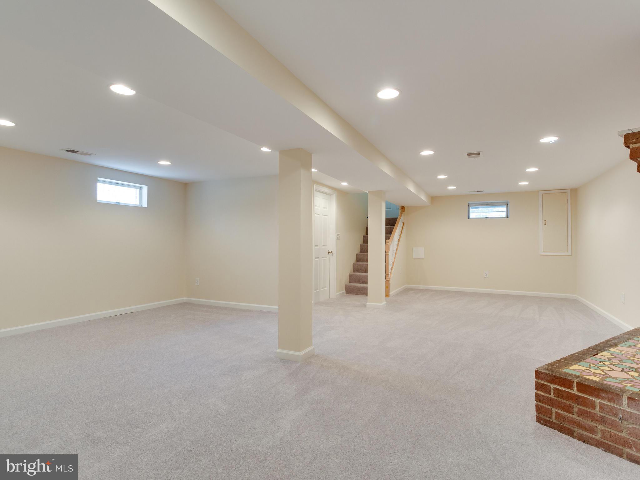 D F HANNA - Residential