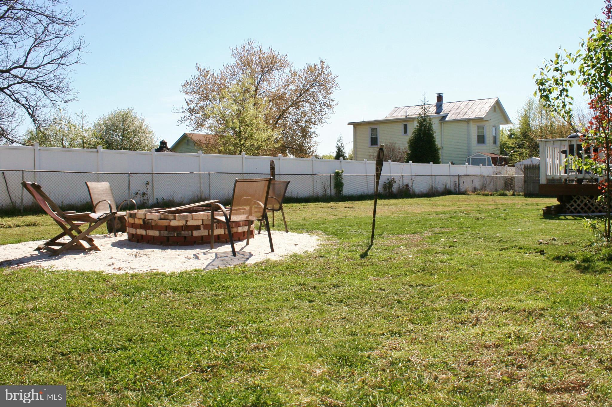 WESLEY AVENUE GARDEN - Residential