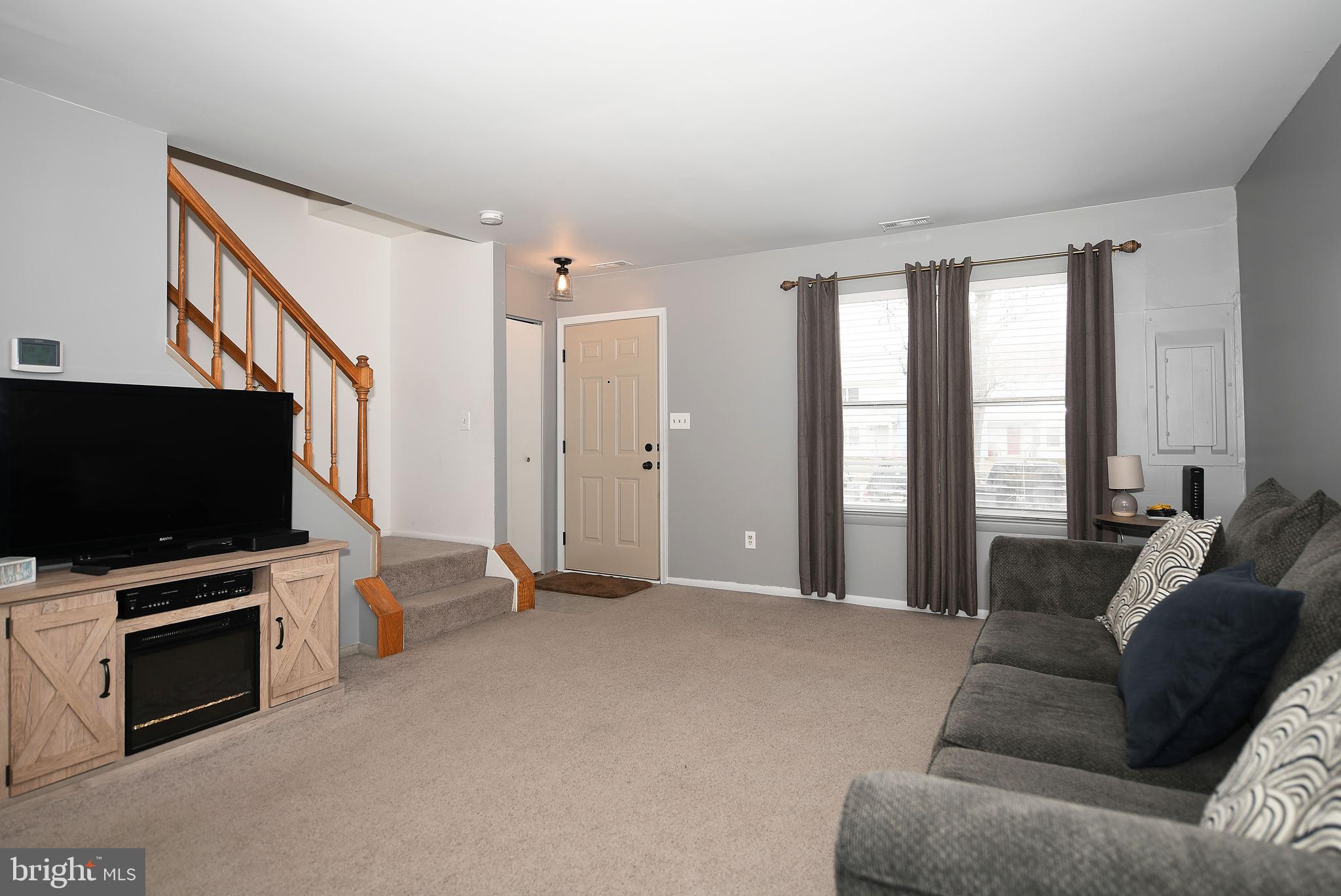 VILLAGE OF PAWNEE - Residential