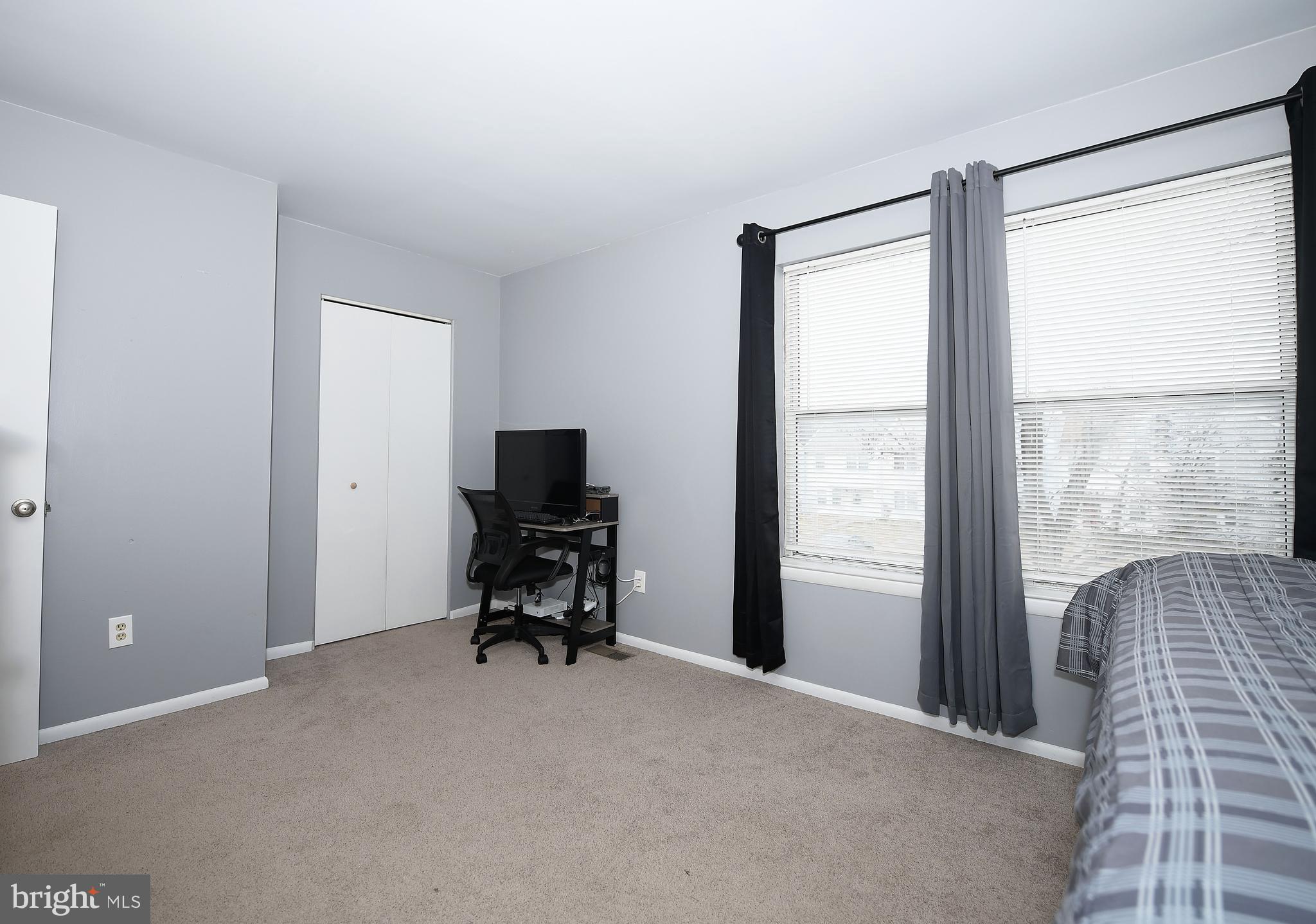 VILLAGE OF PAWNEE - Residential