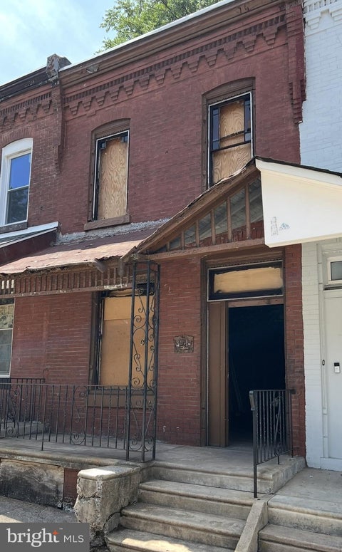 Townhouse For Sale - 3344 N. Smedley St<br/> PHILADELPHIA, PA 19140