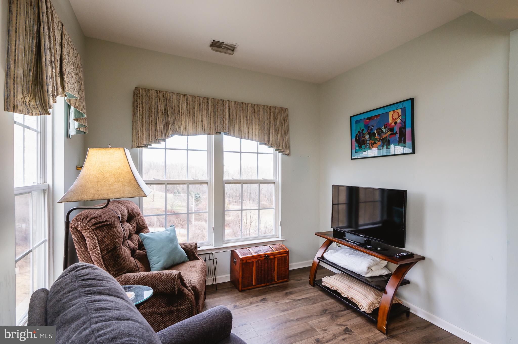 VILLAGE OF MILL RUN - Residential