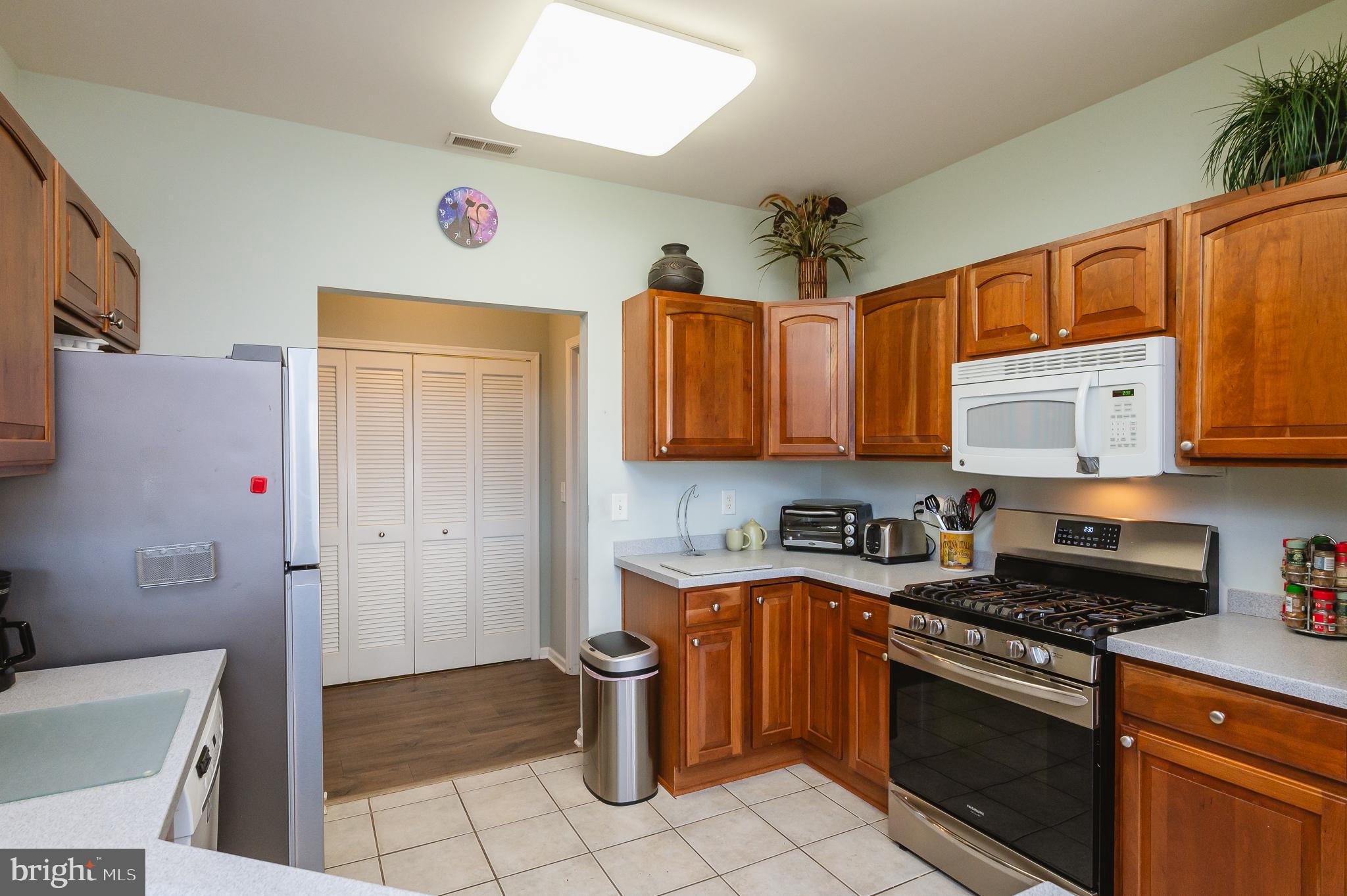 VILLAGE OF MILL RUN - Residential