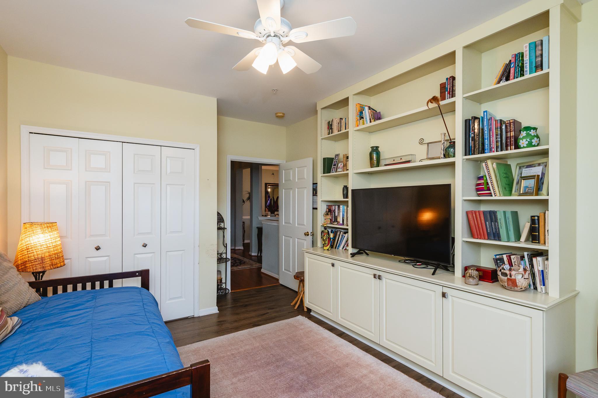 VILLAGE OF MILL RUN - Residential