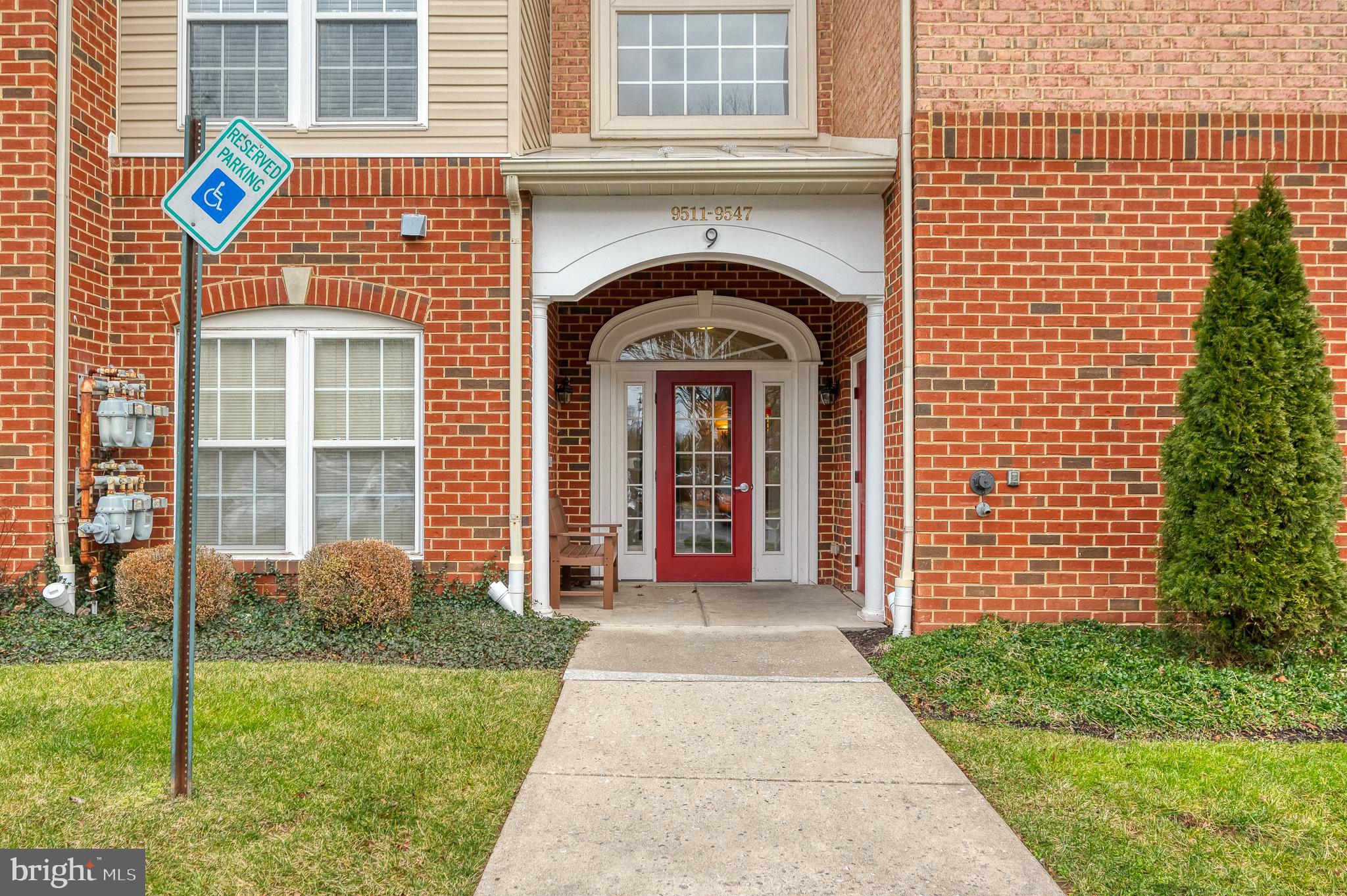 VILLAGE OF MILL RUN - Residential