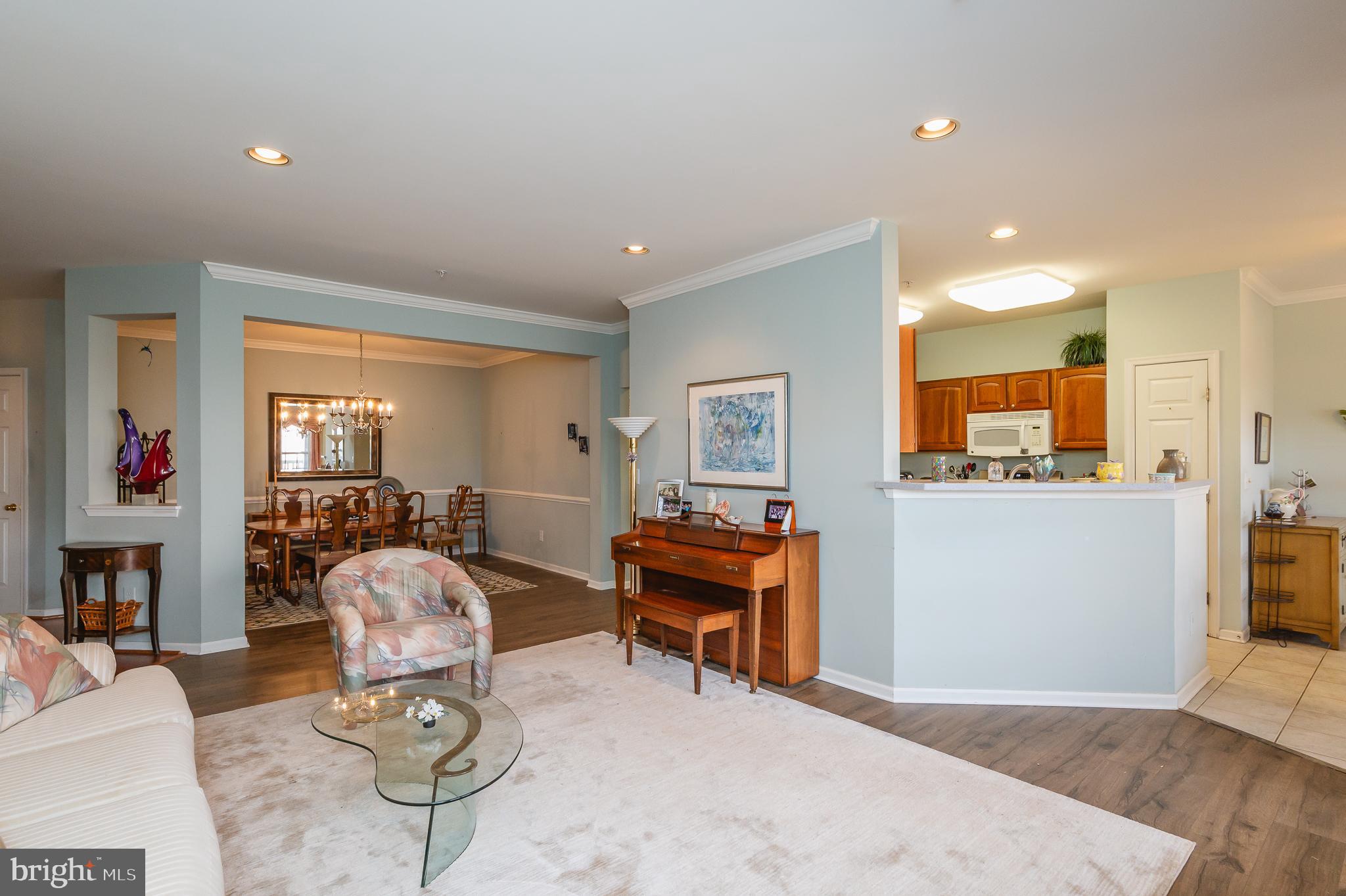 VILLAGE OF MILL RUN - Residential