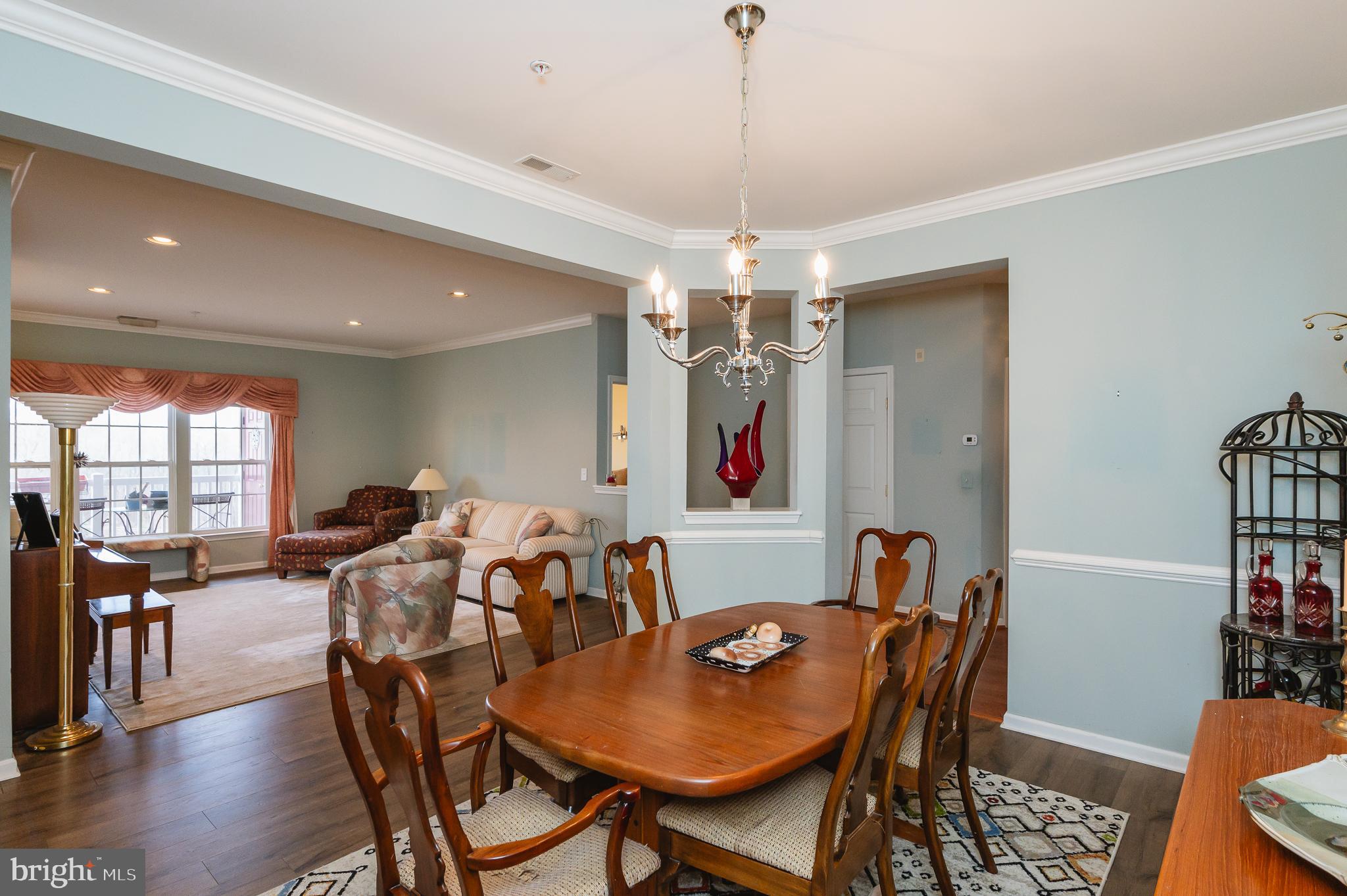 VILLAGE OF MILL RUN - Residential