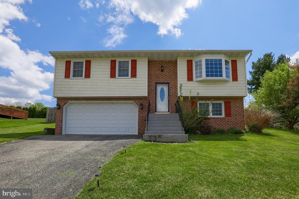 Photo of 67 LONGFELLOW DR, LANCASTER, PA 17602 (MLS # PALA2034186)