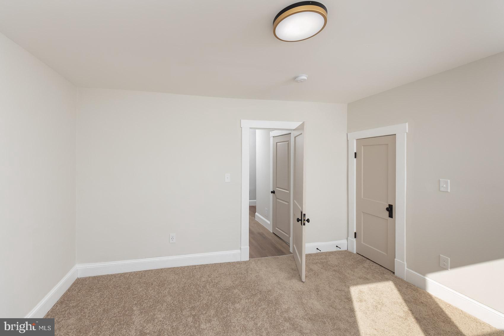 LINGANORE - Residential