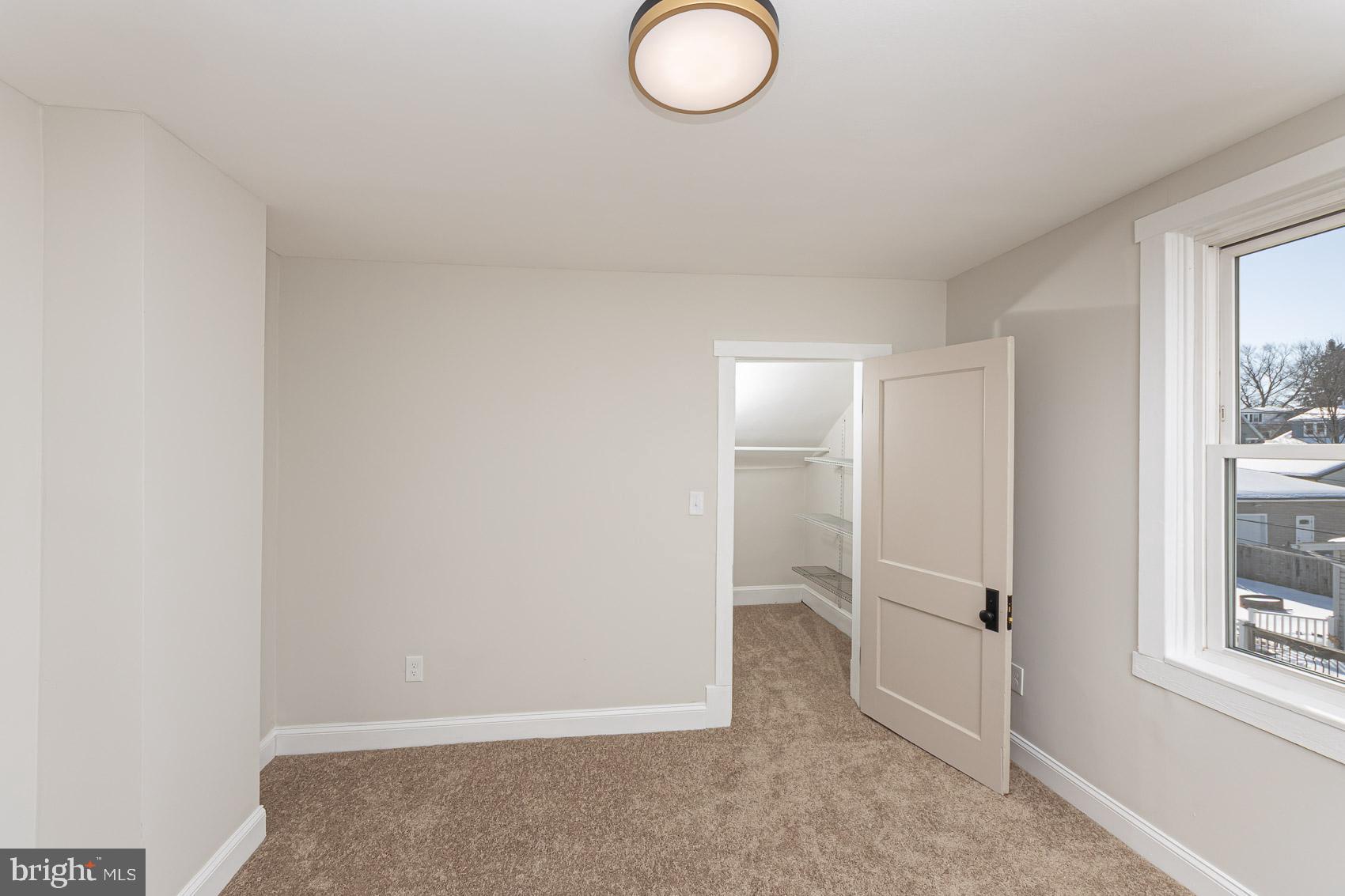 LINGANORE - Residential