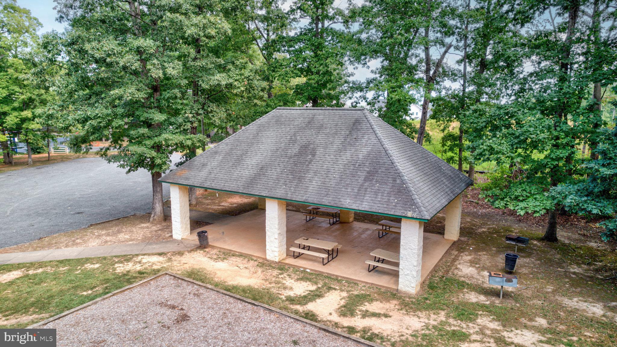 WILDERNESS SHORES - Residential