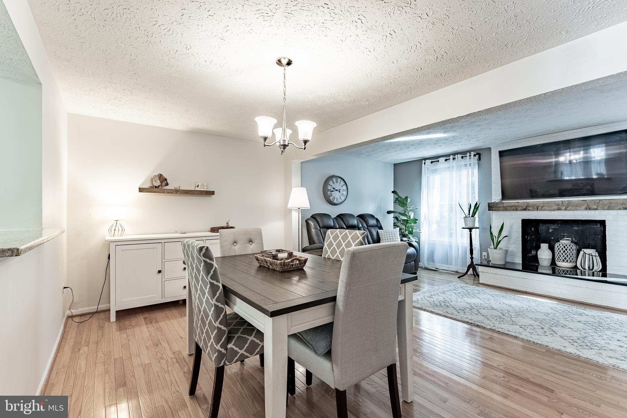 9188 FOREST BREEZE COURT