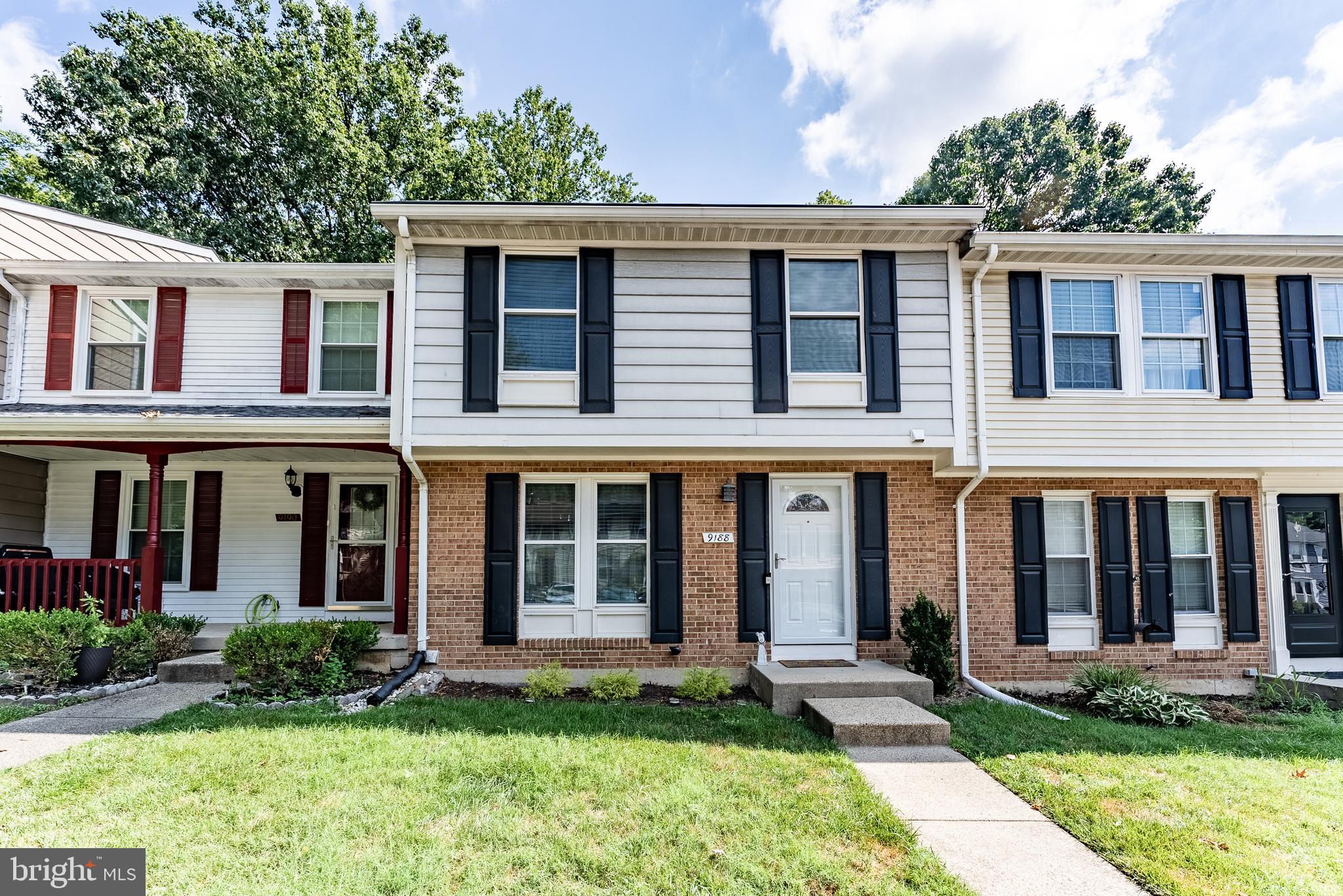 9188 FOREST BREEZE COURT