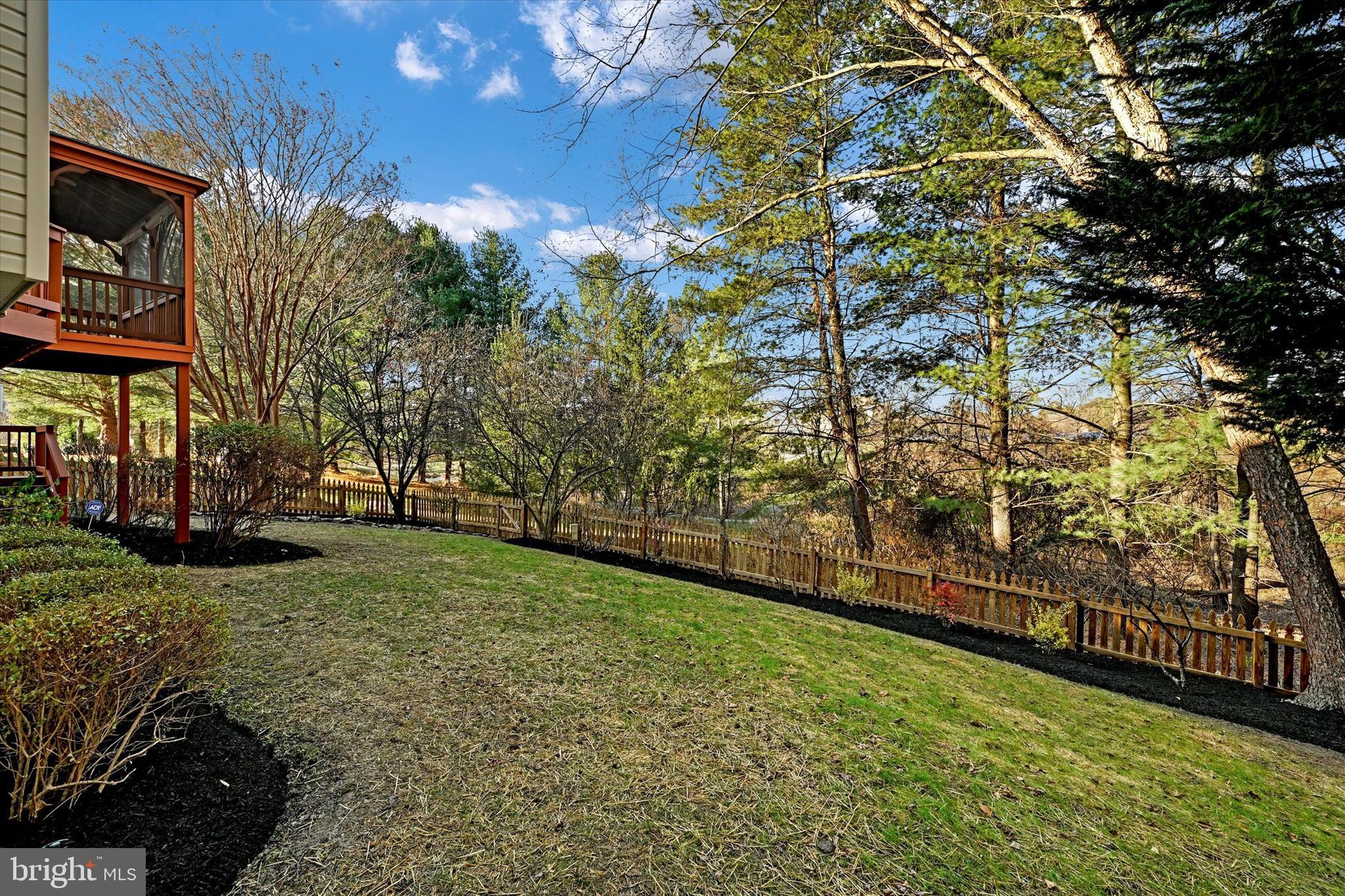 VILLAGE OF RIVER HILL - Residential