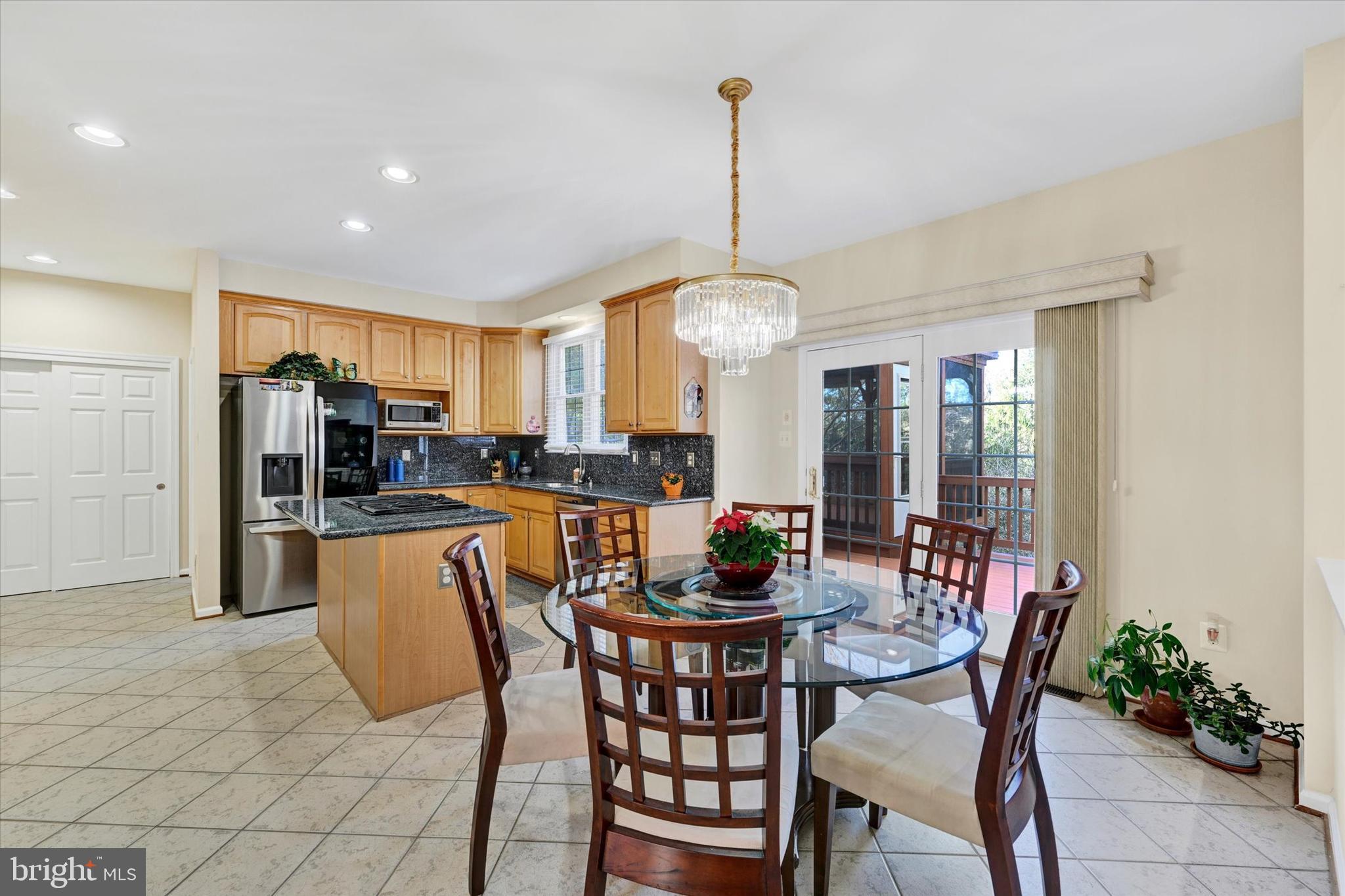 VILLAGE OF RIVER HILL - Residential