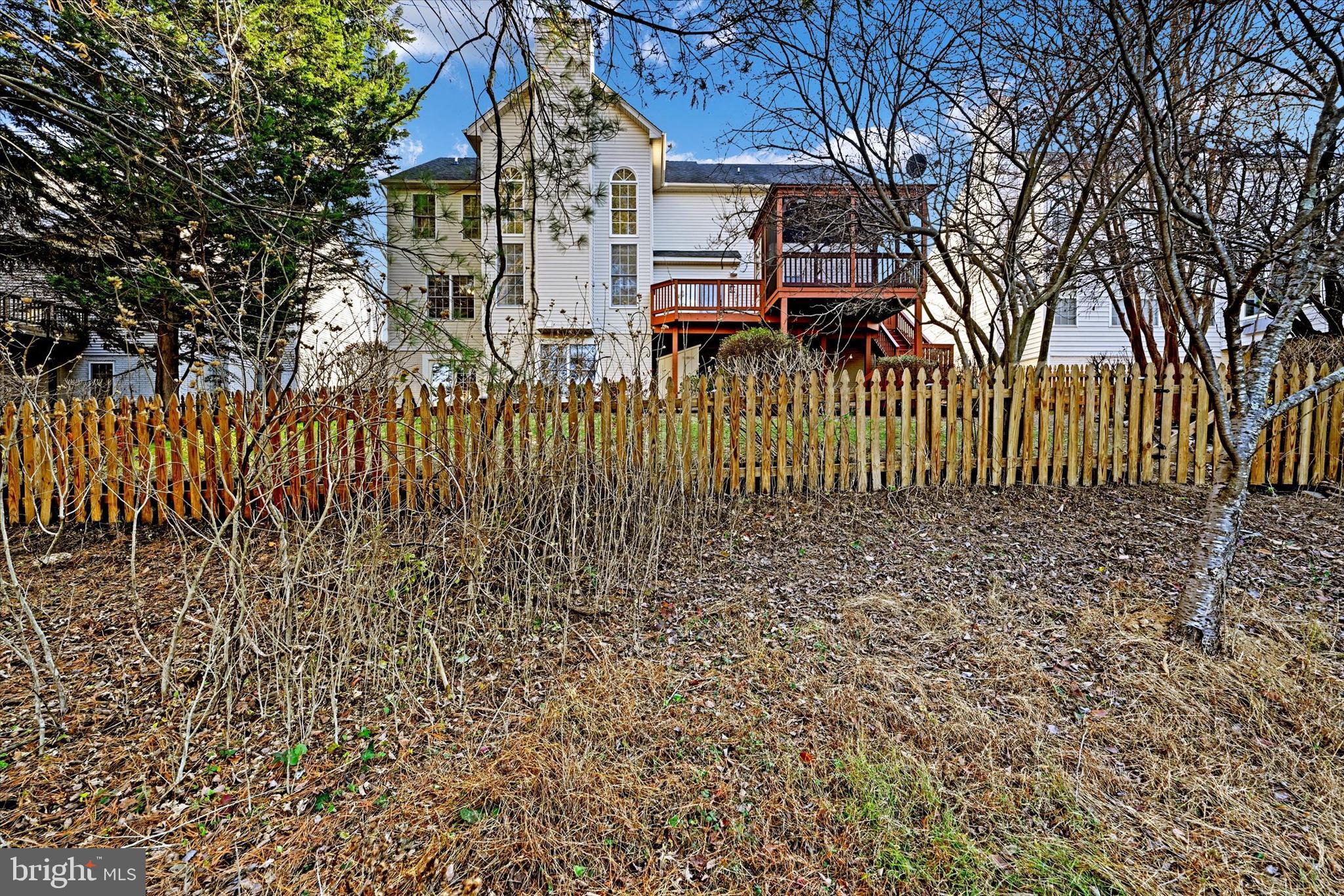 VILLAGE OF RIVER HILL - Residential