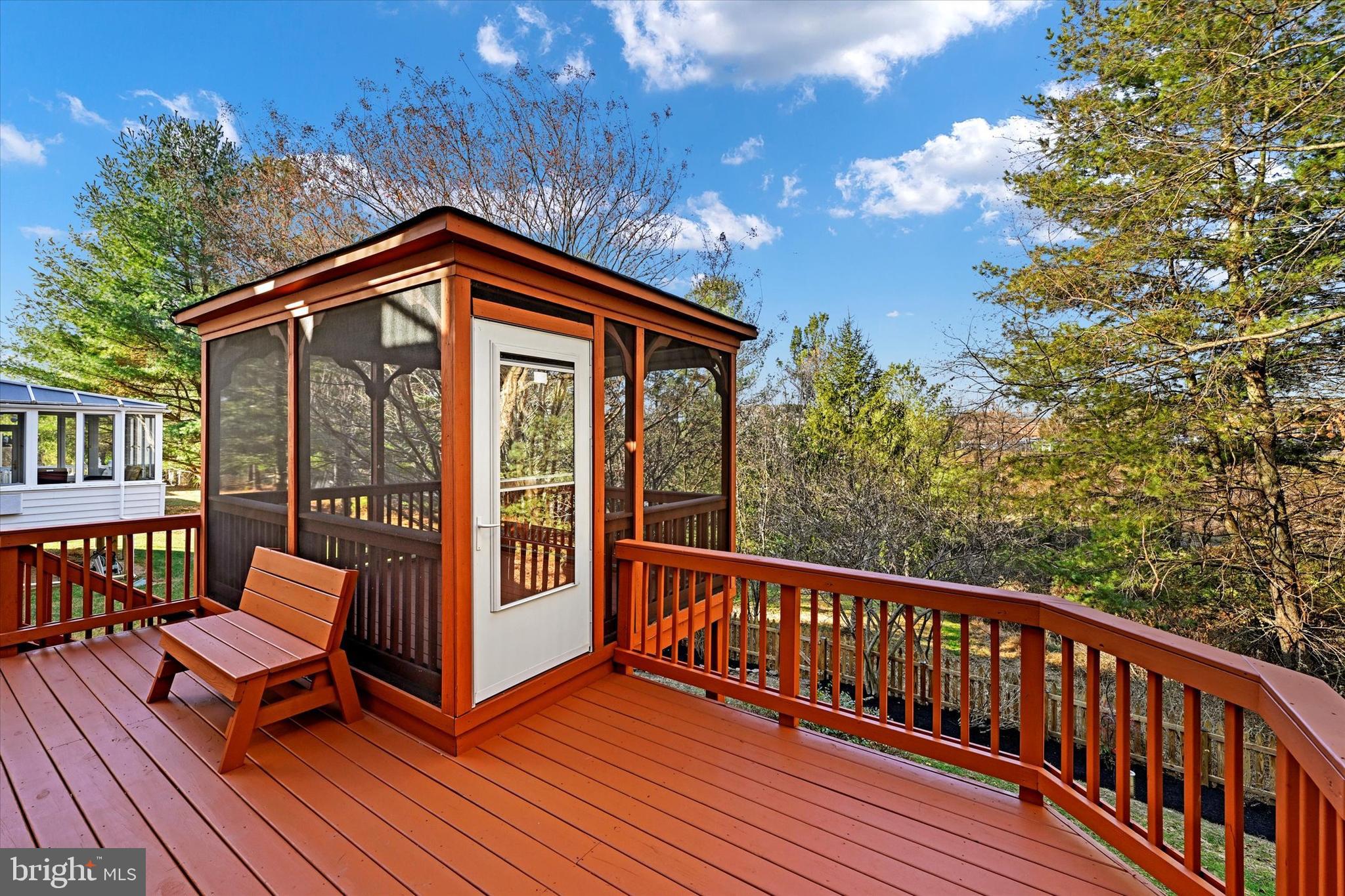 VILLAGE OF RIVER HILL - Residential