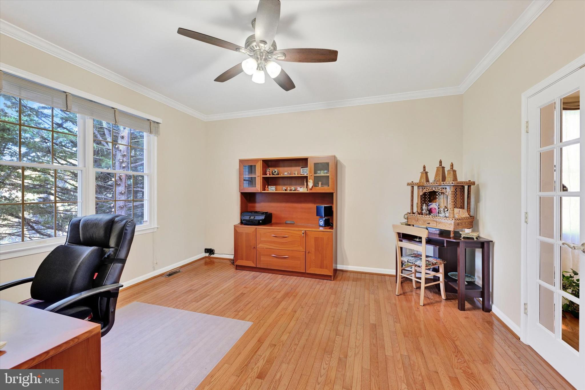 VILLAGE OF RIVER HILL - Residential