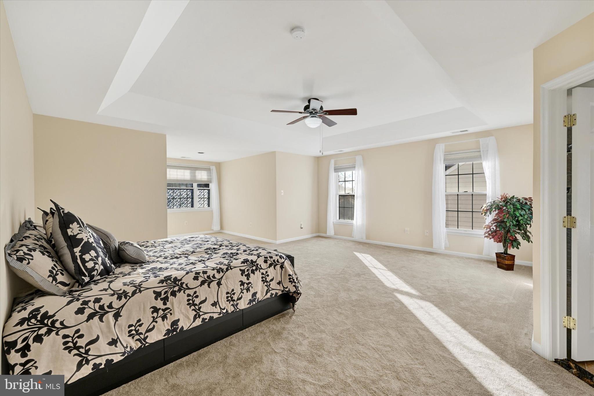 VILLAGE OF RIVER HILL - Residential