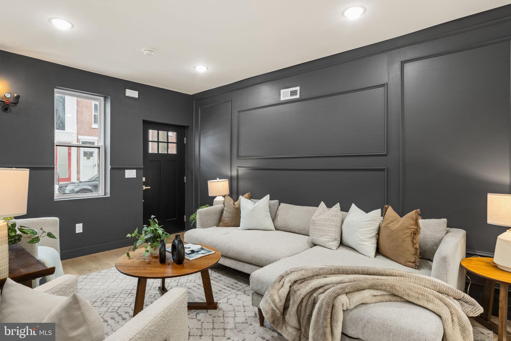 OLDE KENSINGTON - Residential