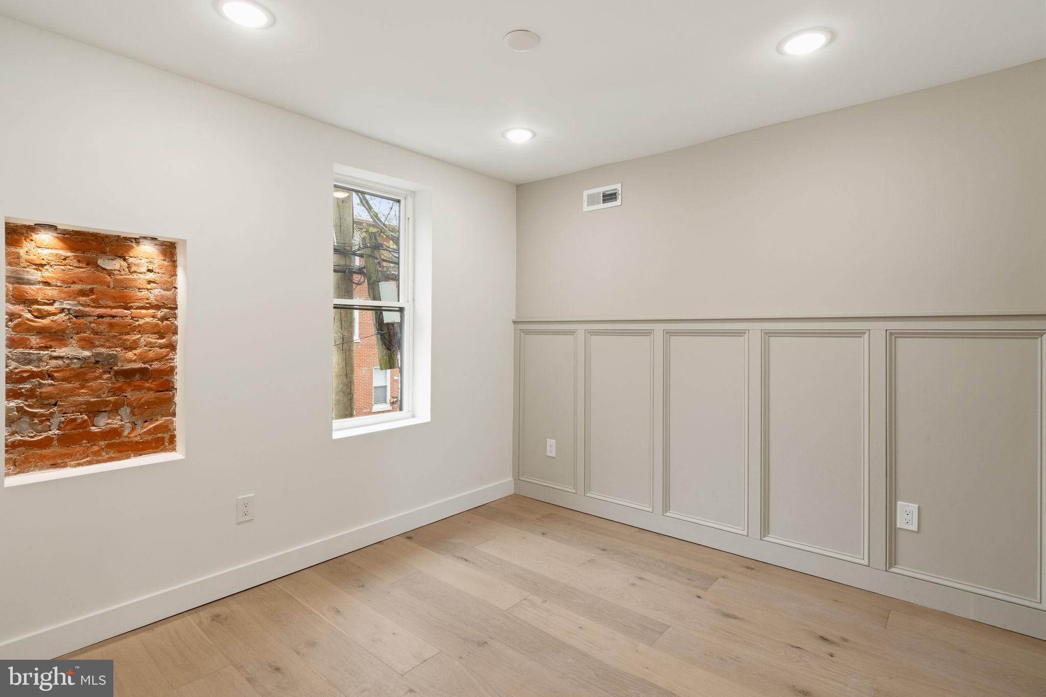 OLDE KENSINGTON - Residential