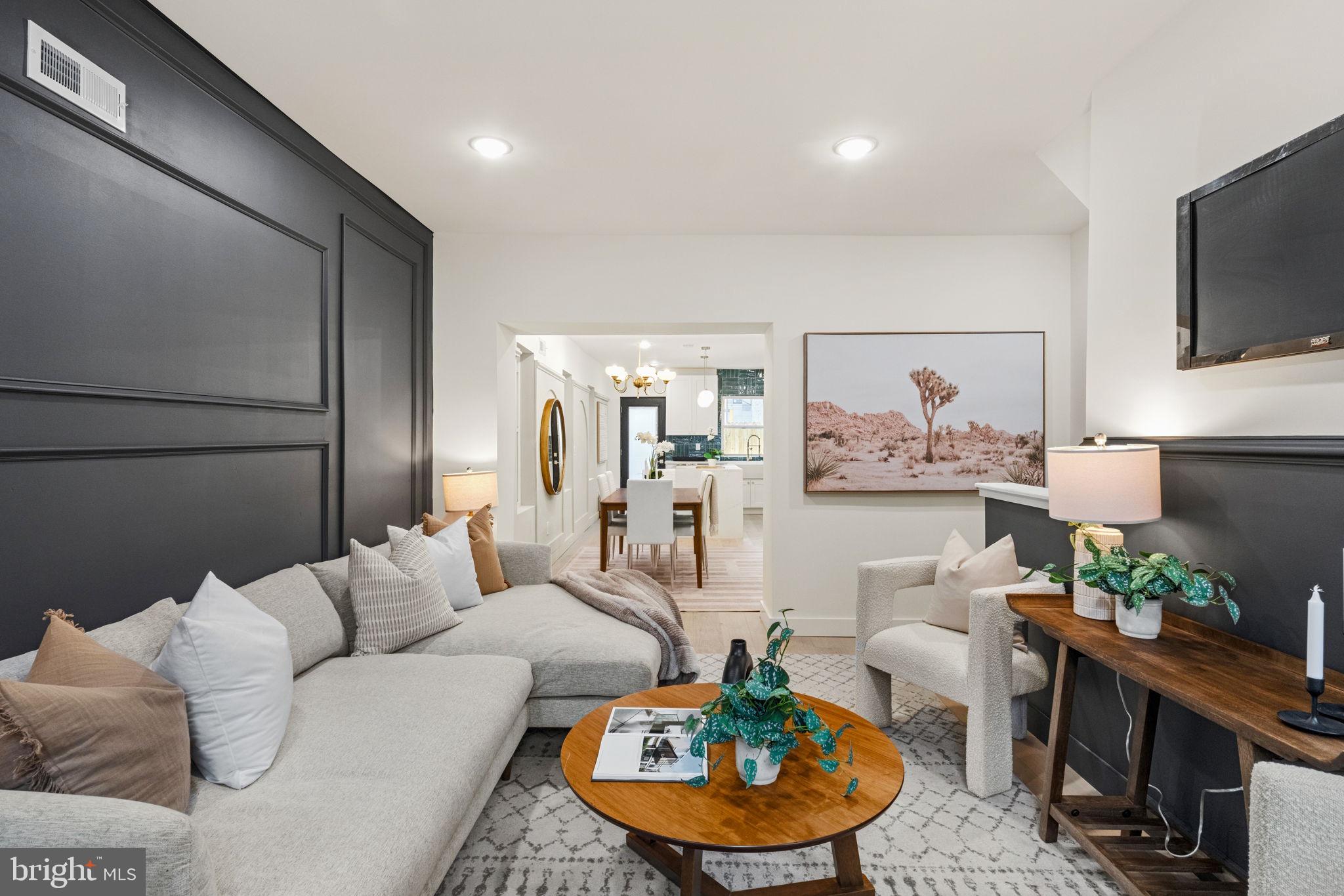 OLDE KENSINGTON - Residential