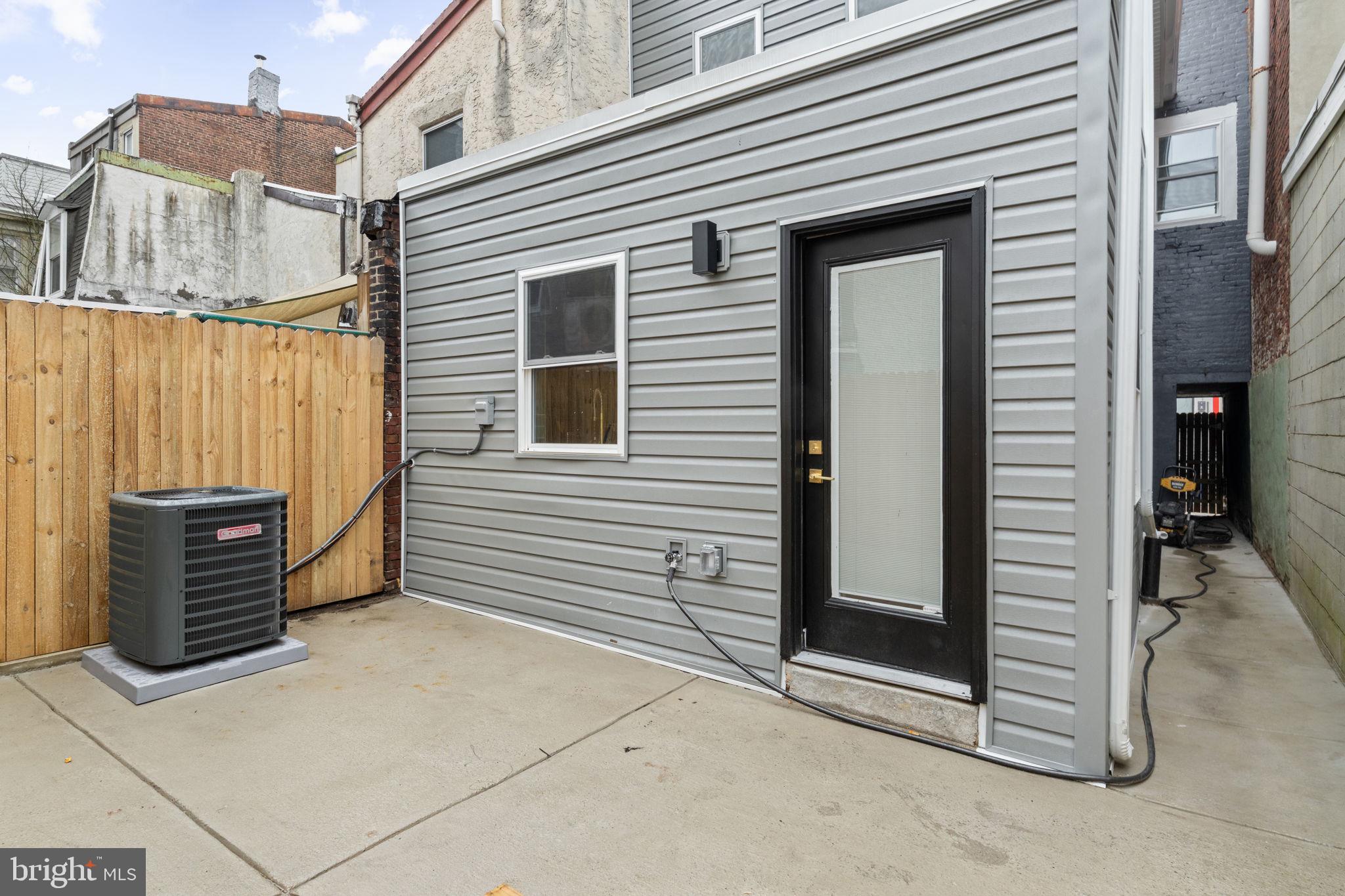 OLDE KENSINGTON - Residential