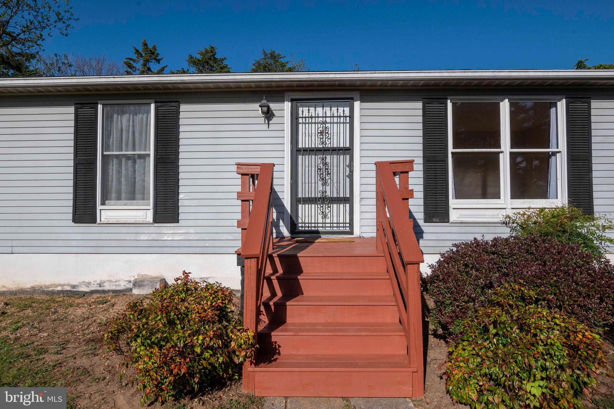 BROOK VILLAGE - Residential