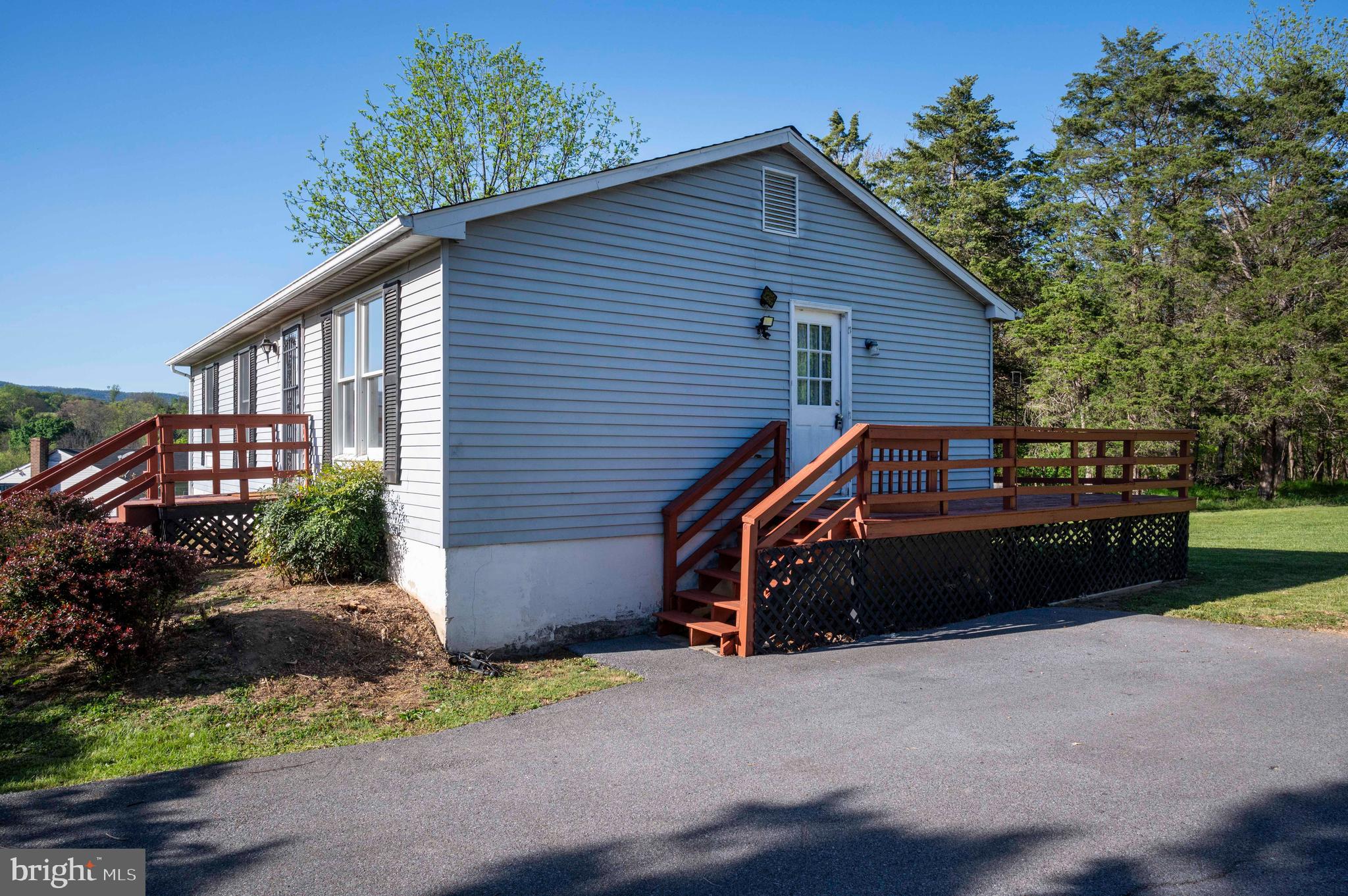 BROOK VILLAGE - Residential