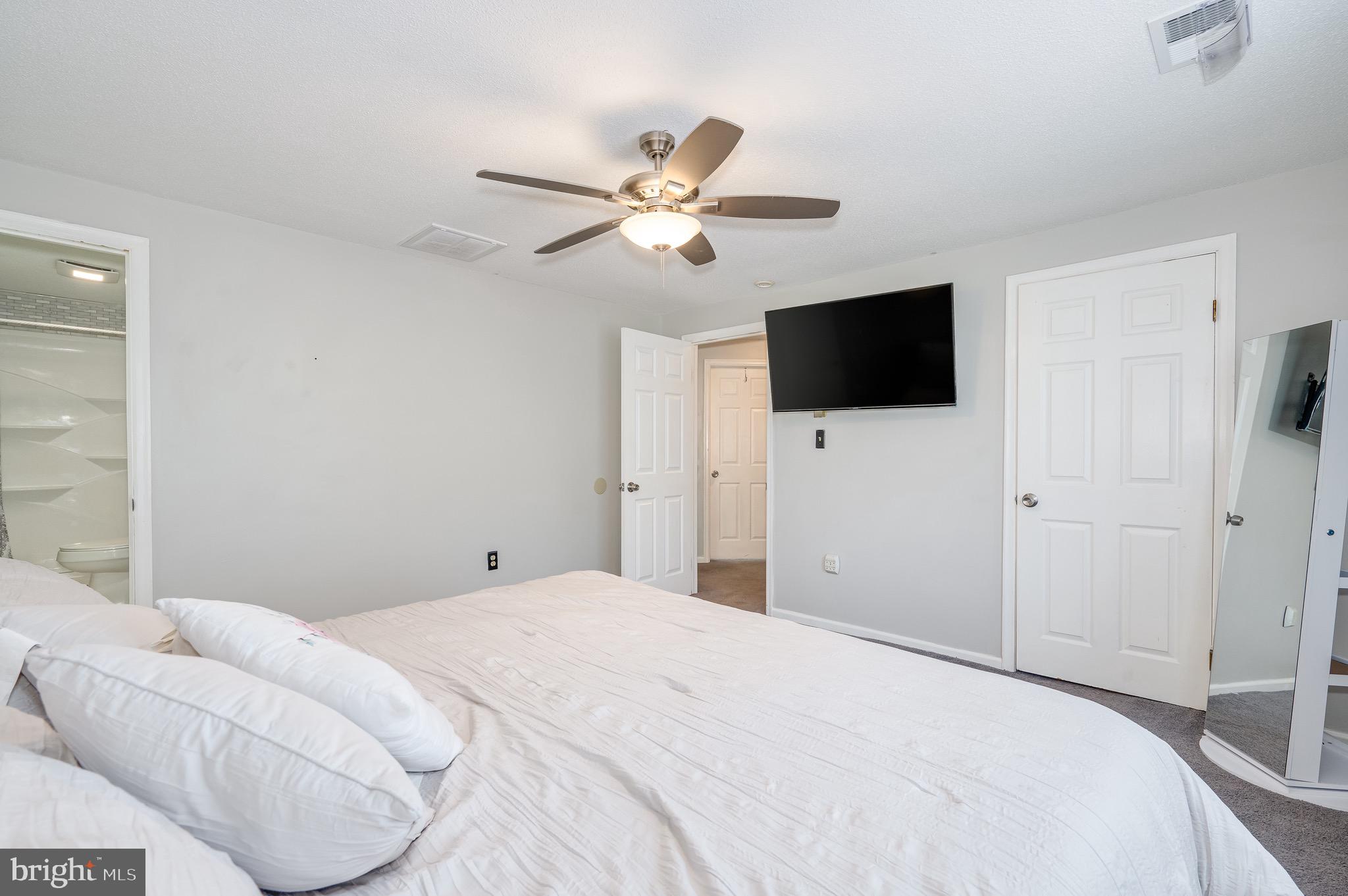 SHASTA EAST - Residential