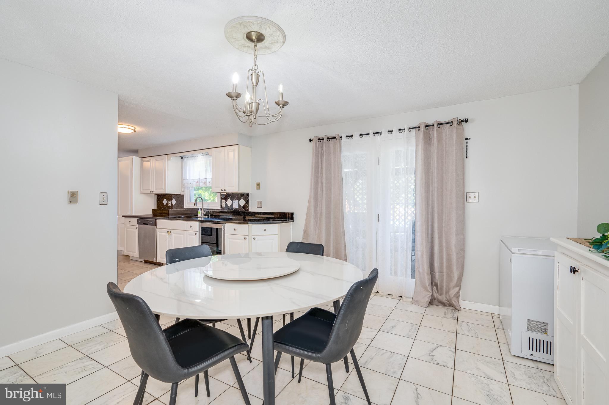 SHASTA EAST - Residential