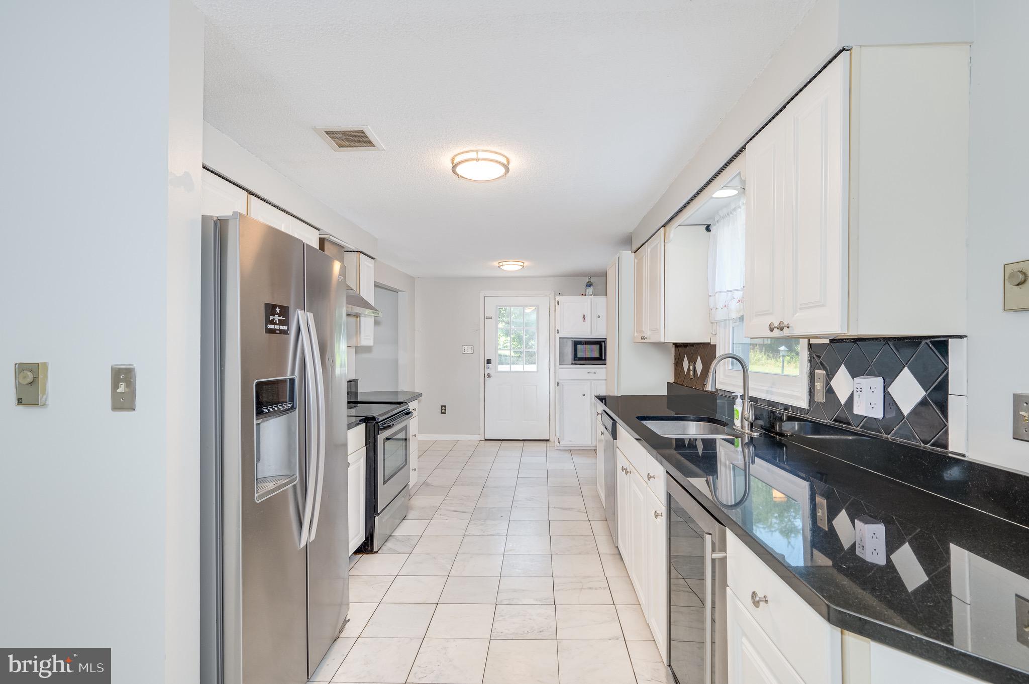 SHASTA EAST - Residential