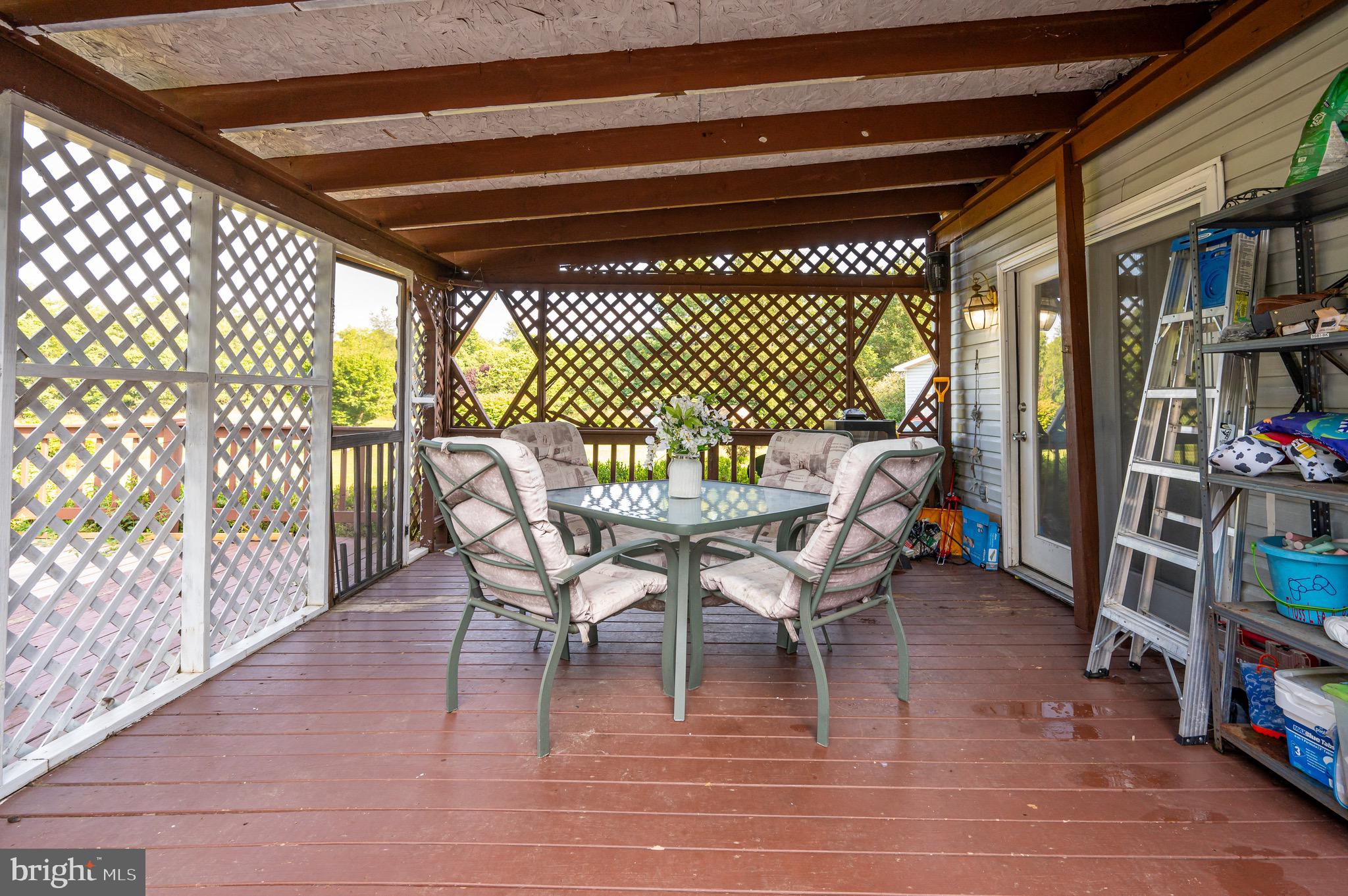 SHASTA EAST - Residential