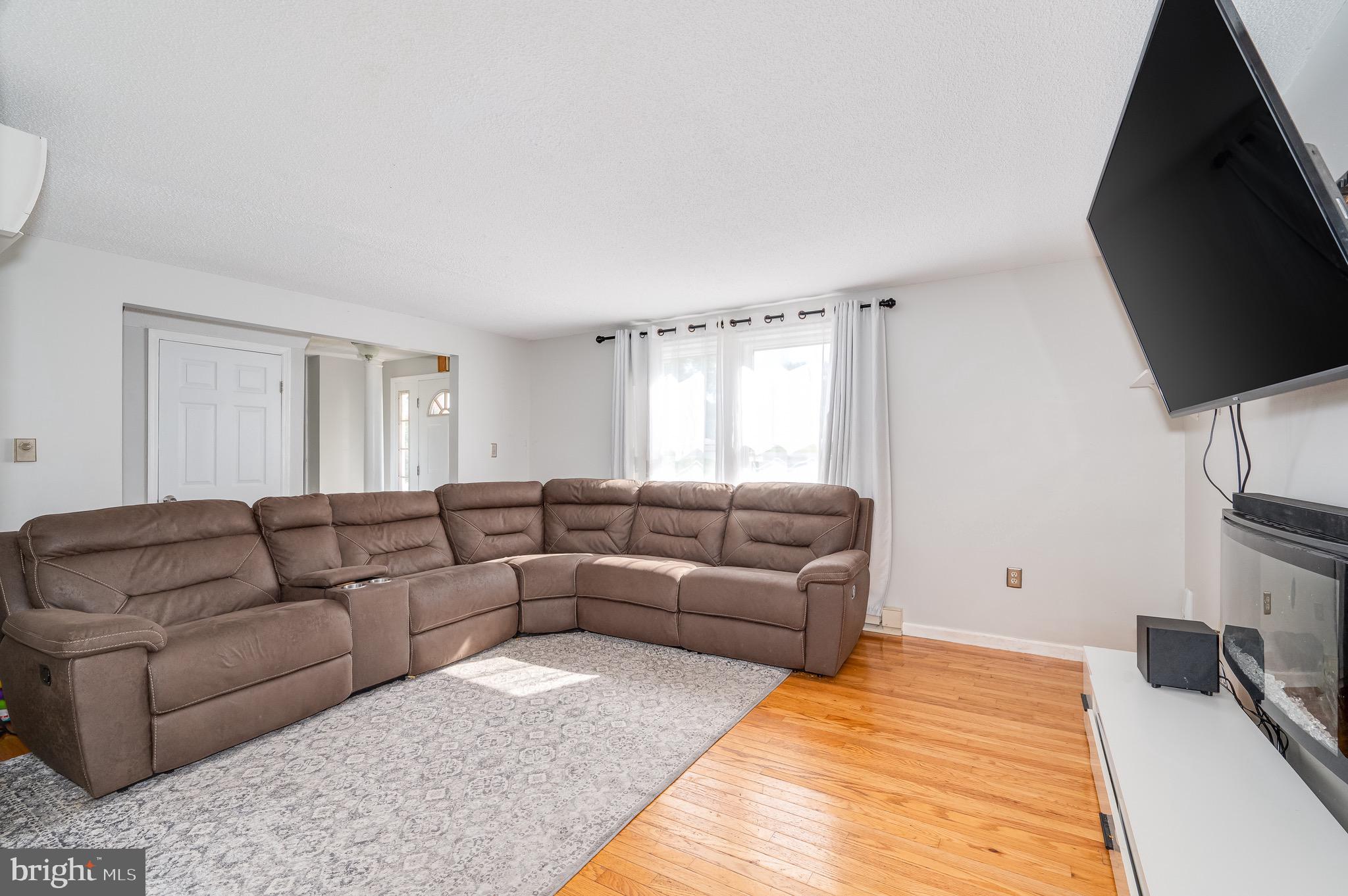 SHASTA EAST - Residential